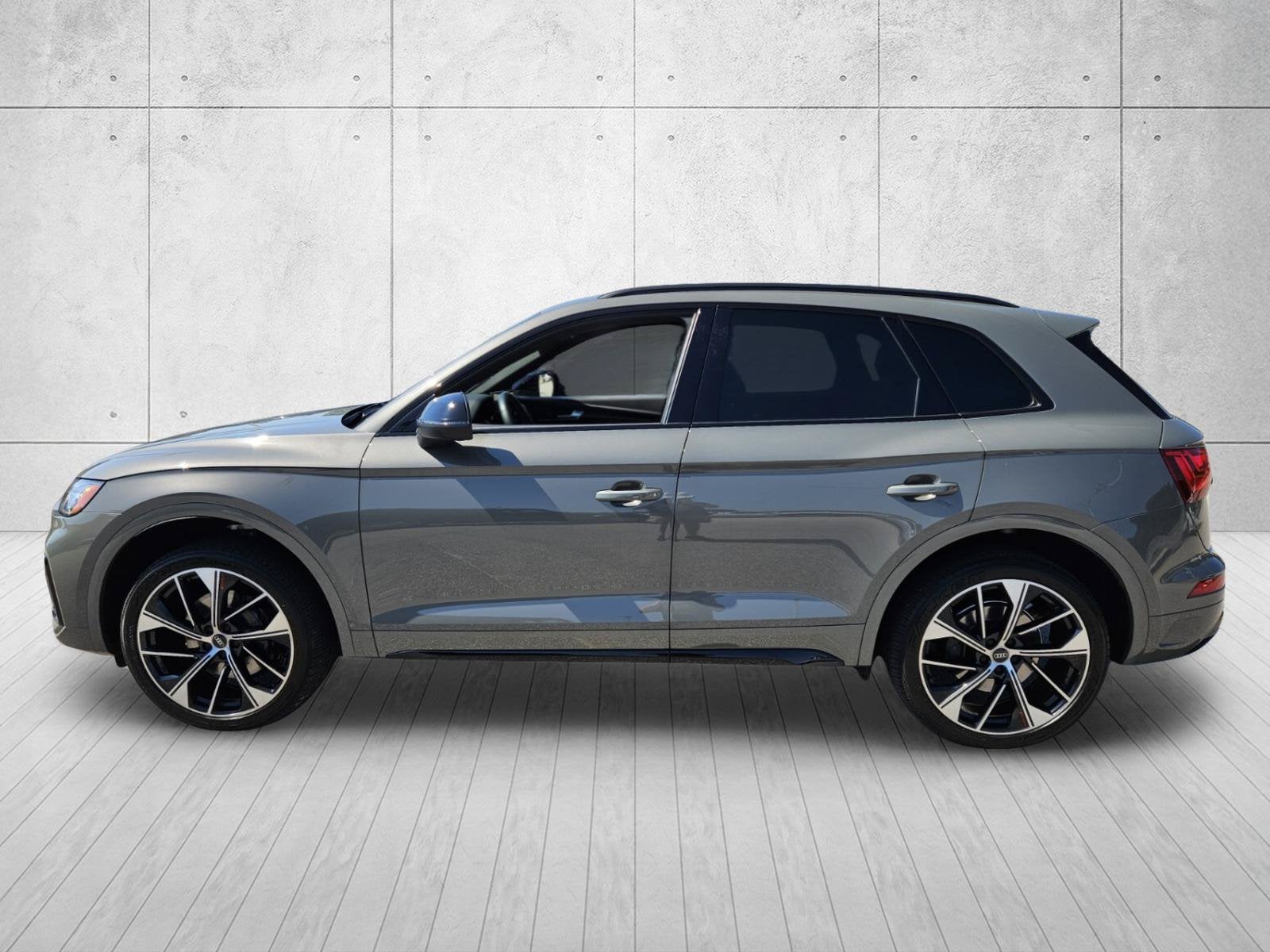 2024 Audi SQ5 Premium Plus