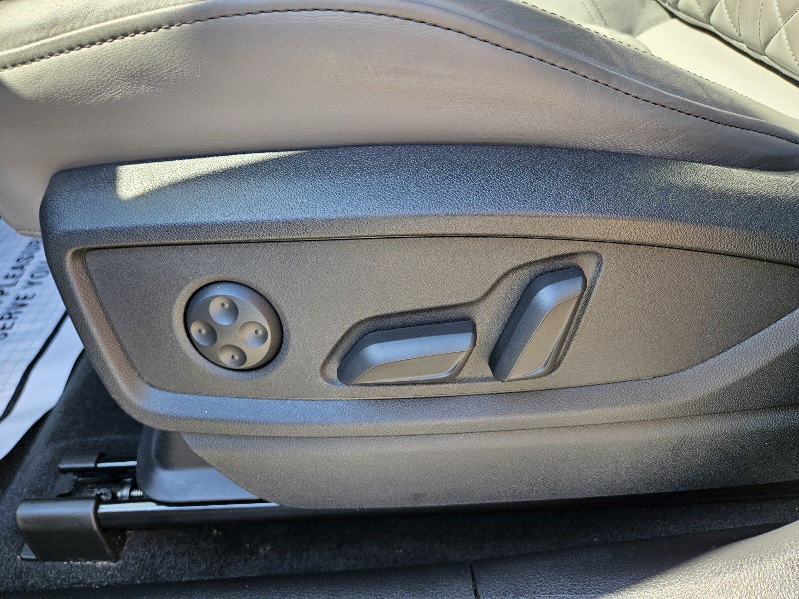 2024 Audi SQ5 Premium Plus