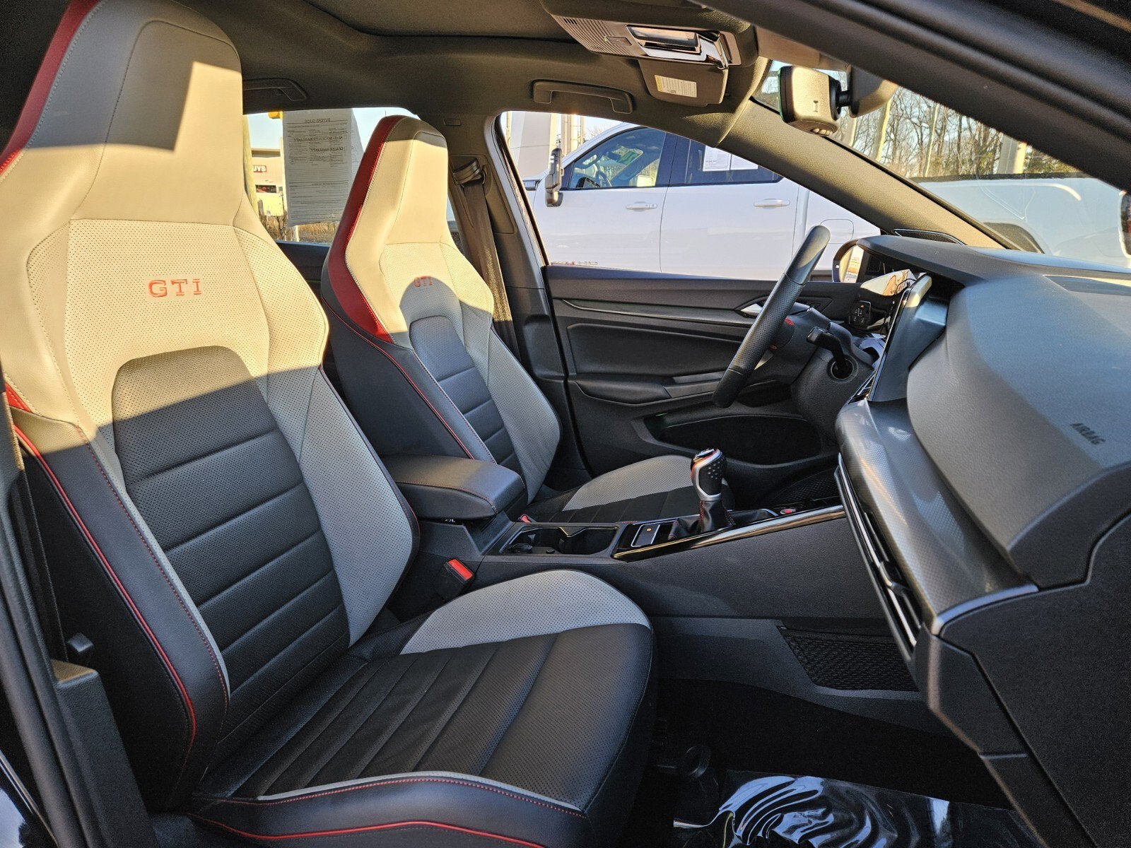 2024 Volkswagen Golf GTI 380 Autobahn