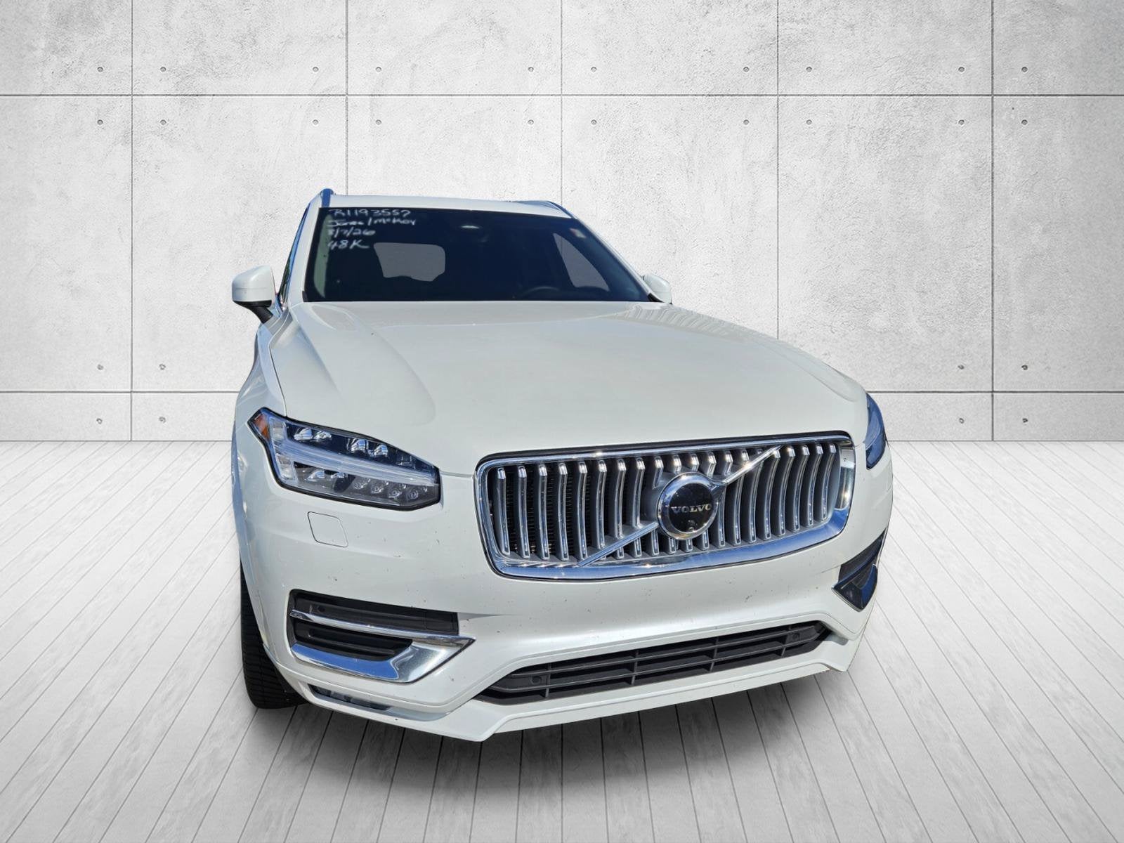 2024 Volvo XC90 Plus Bright Theme