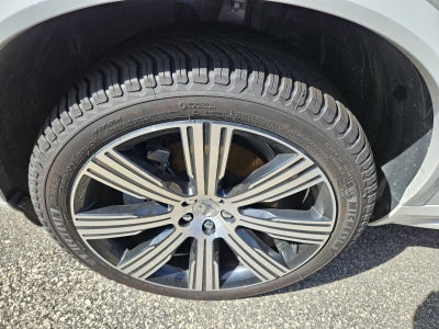 2024 Volvo XC90 Plus Bright Theme
