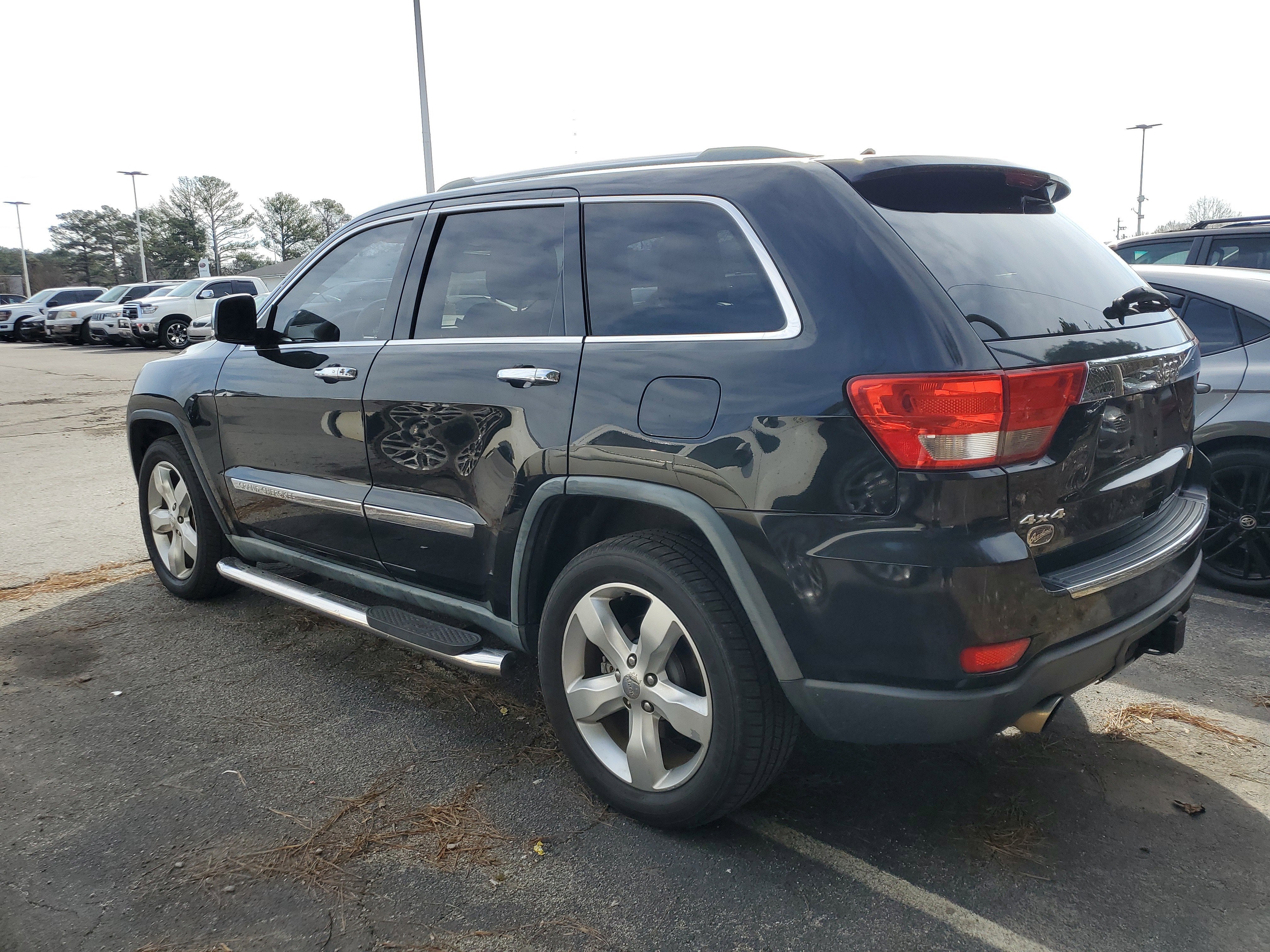 2011 Jeep Grand Cherokee Overland Summit