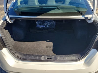 2025 Nissan Altima SR