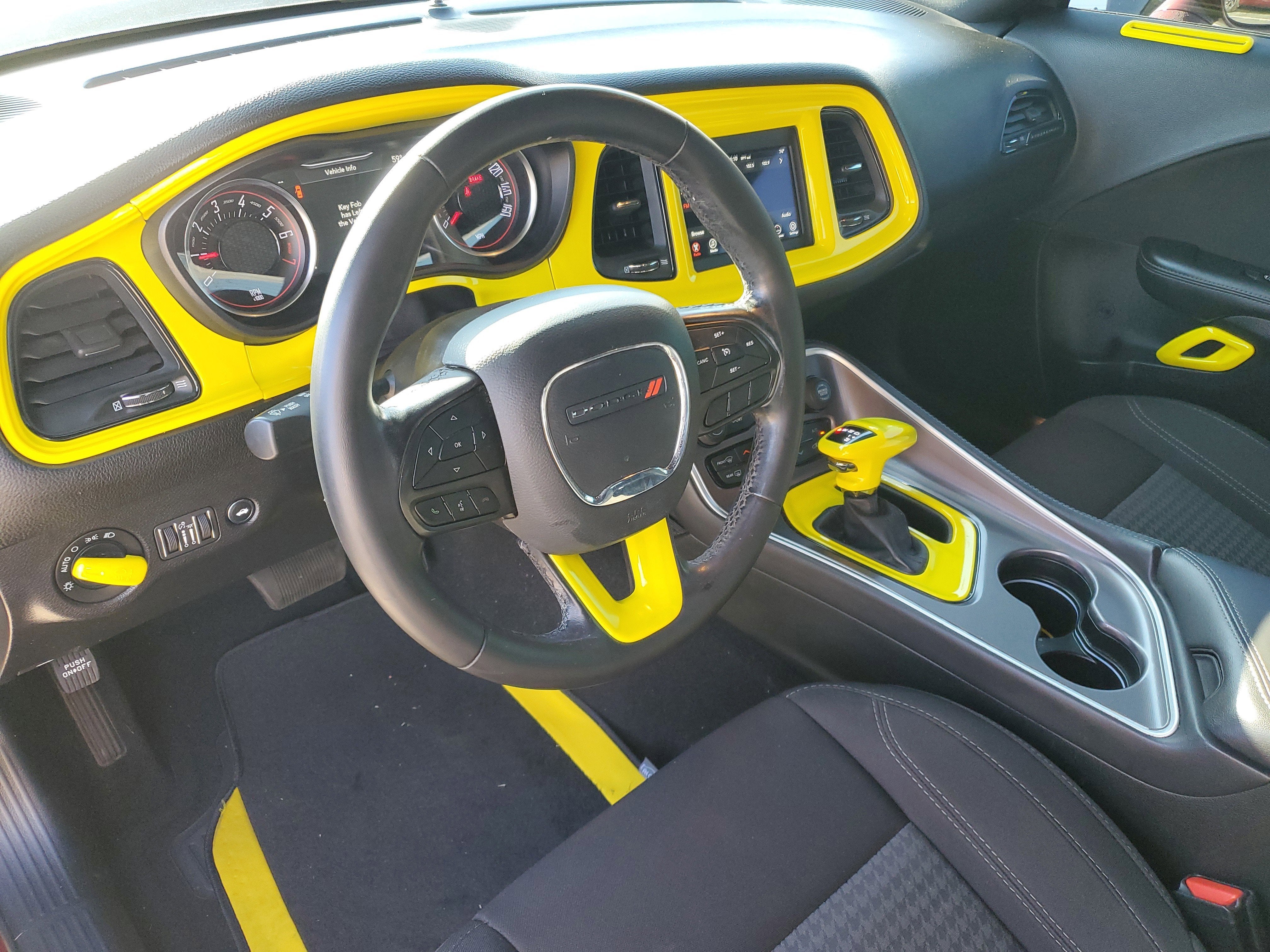 2020 Dodge Challenger SXT