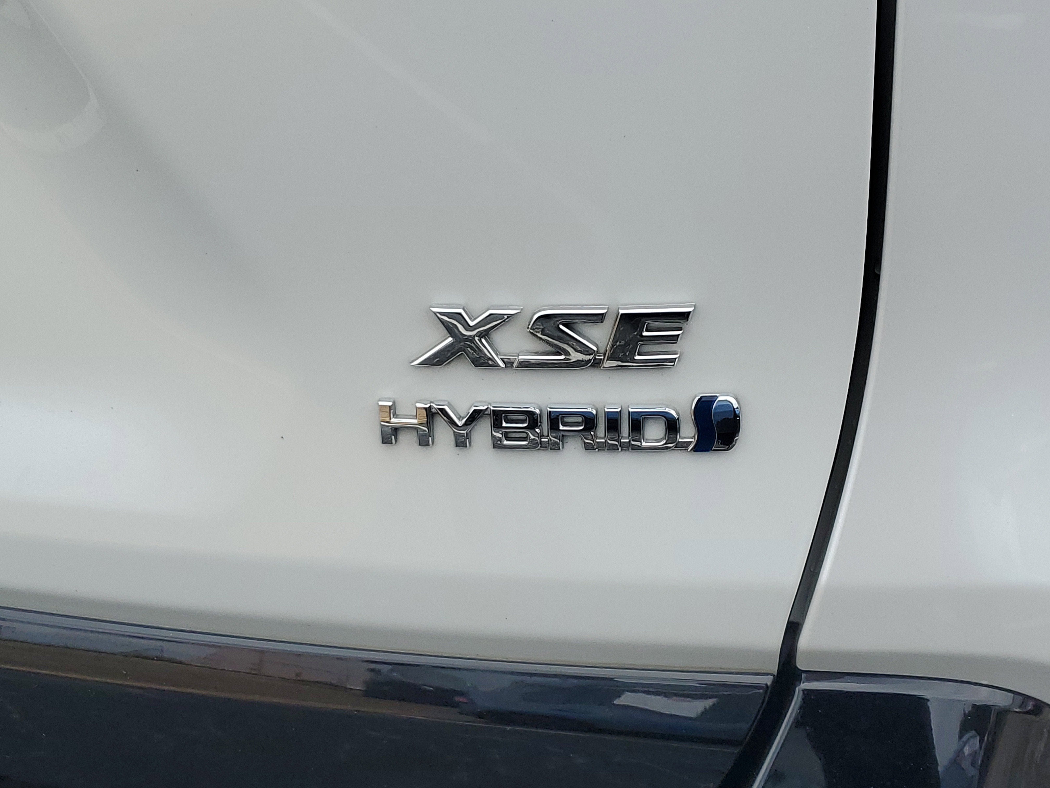 2024 Toyota RAV4 Hybrid XSE