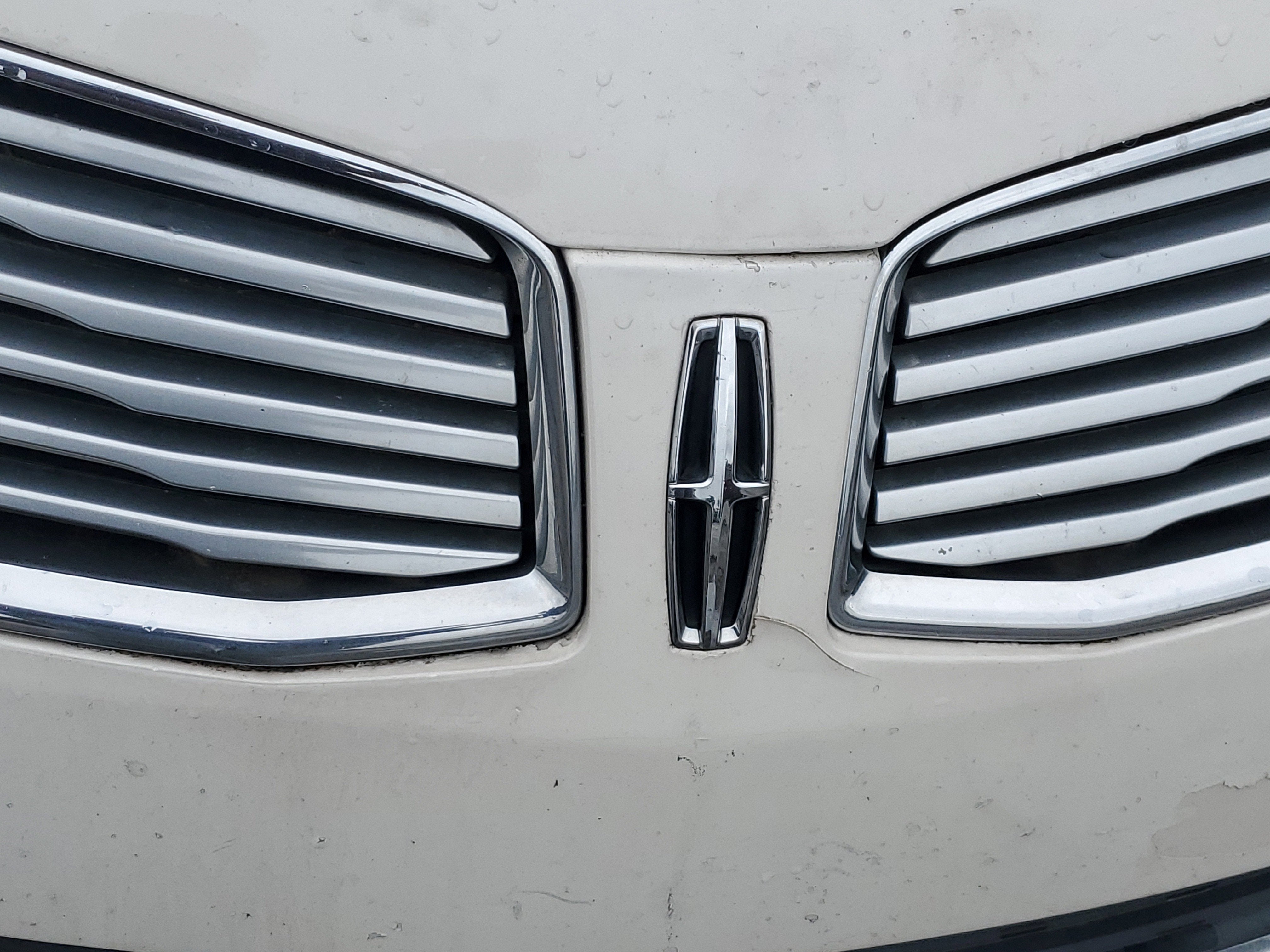 2014 Lincoln MKZ Base