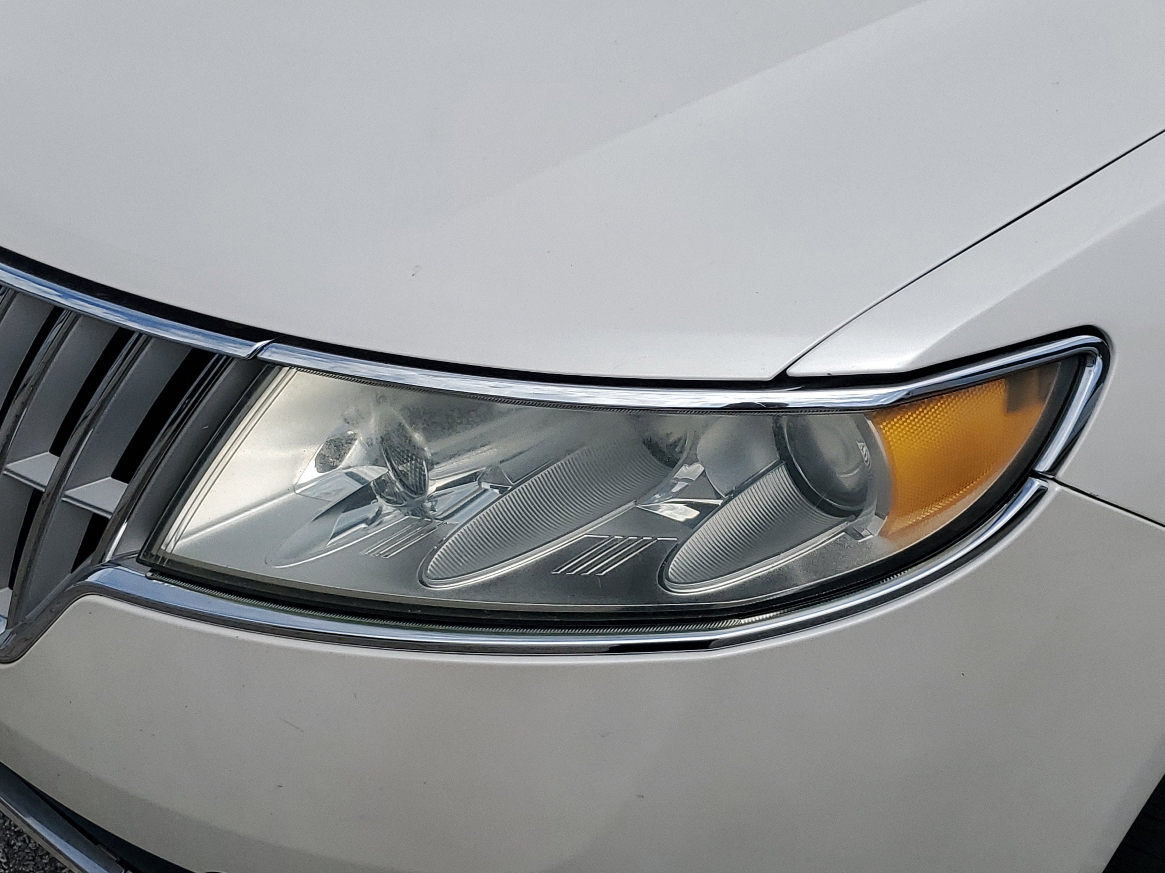 2010 Lincoln MKZ Base