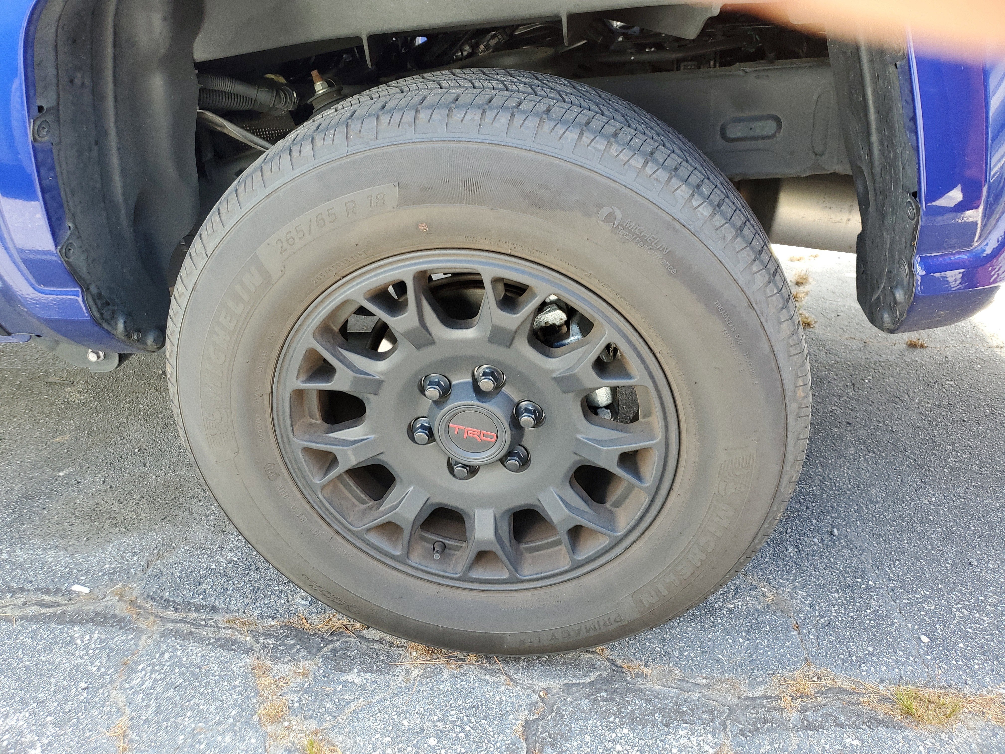 2025 Toyota Tacoma 2WD SR5