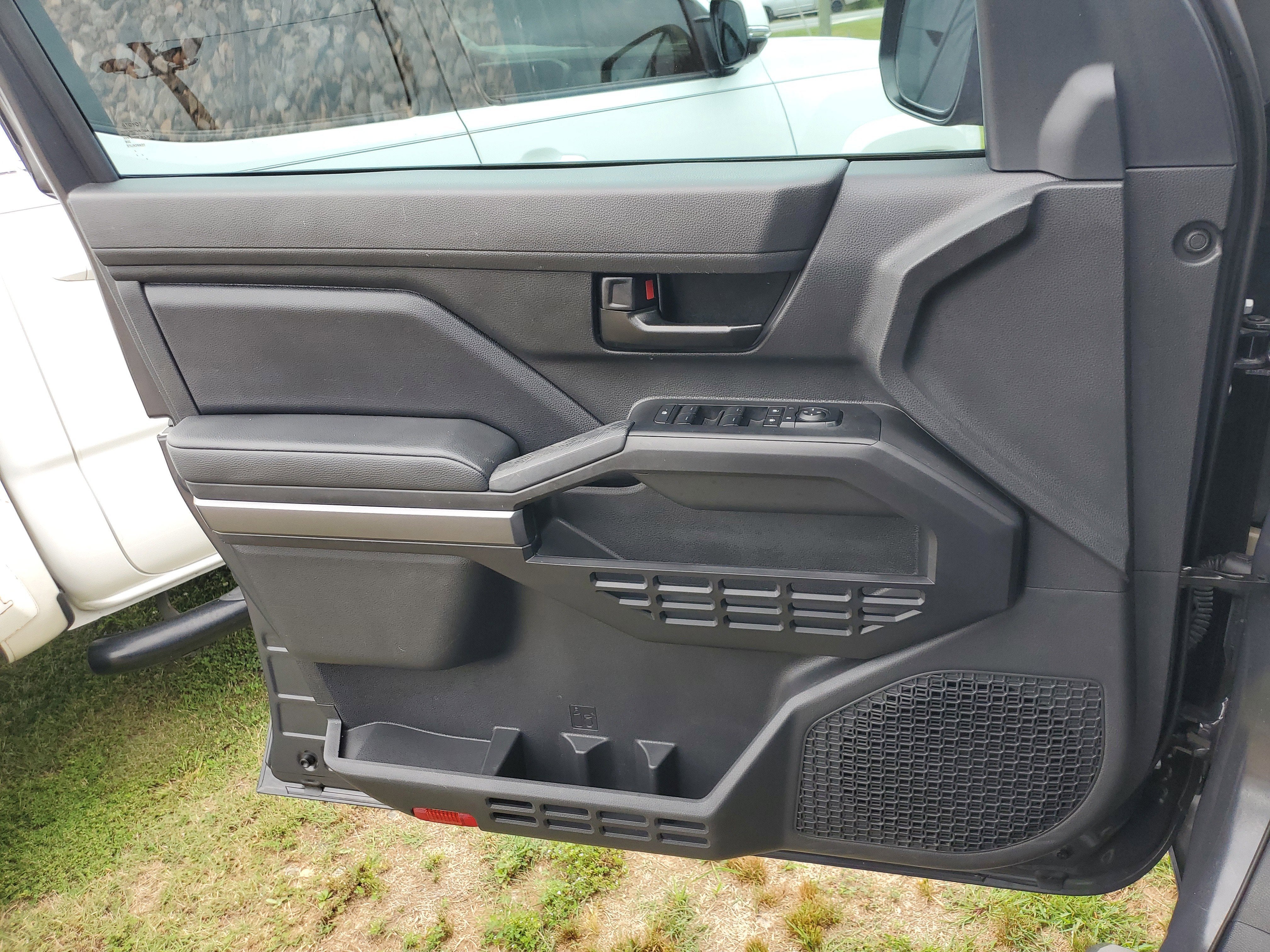 2024 Toyota Tacoma 2WD SR5