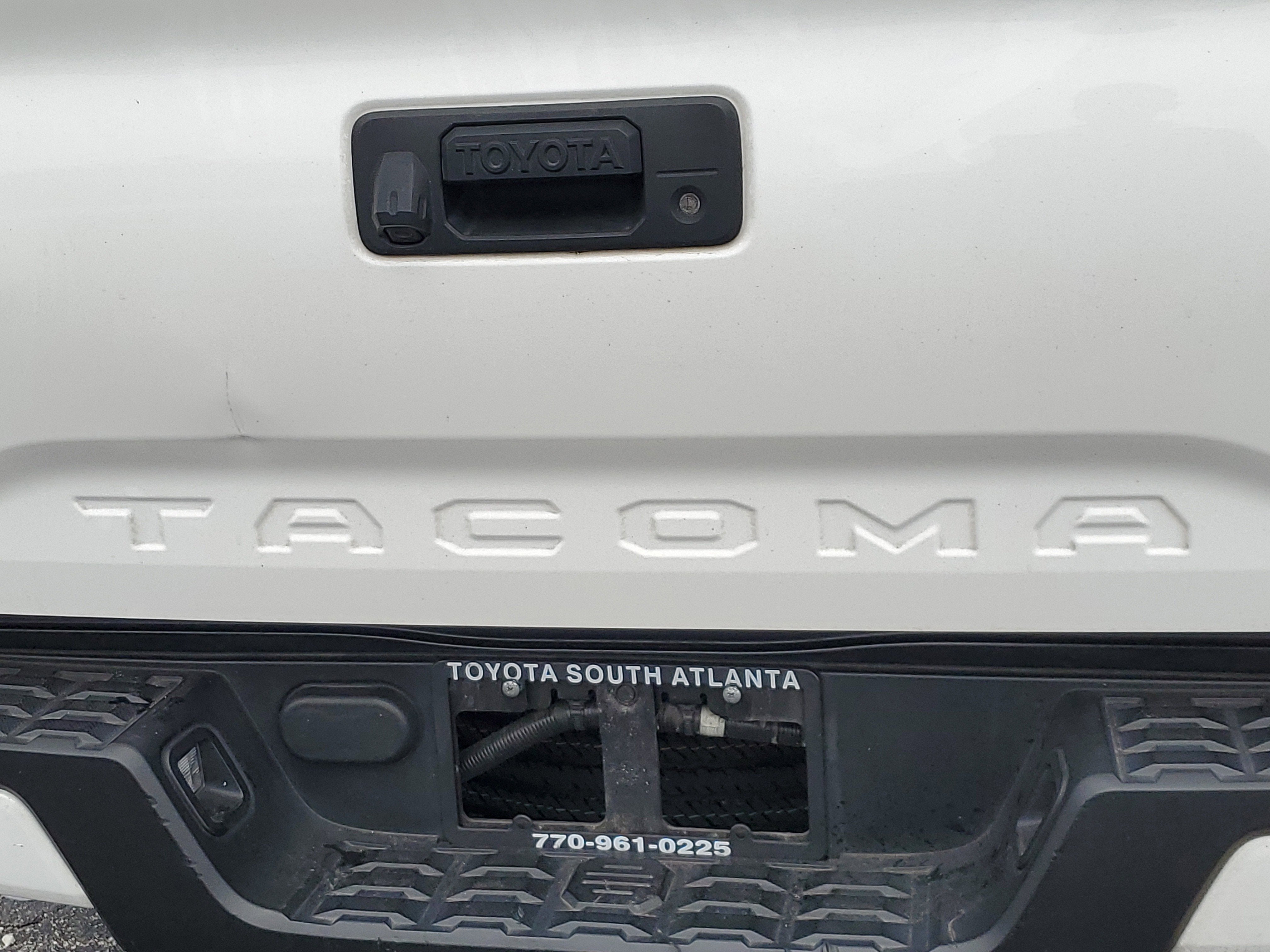 2022 Toyota Tacoma 2WD SR