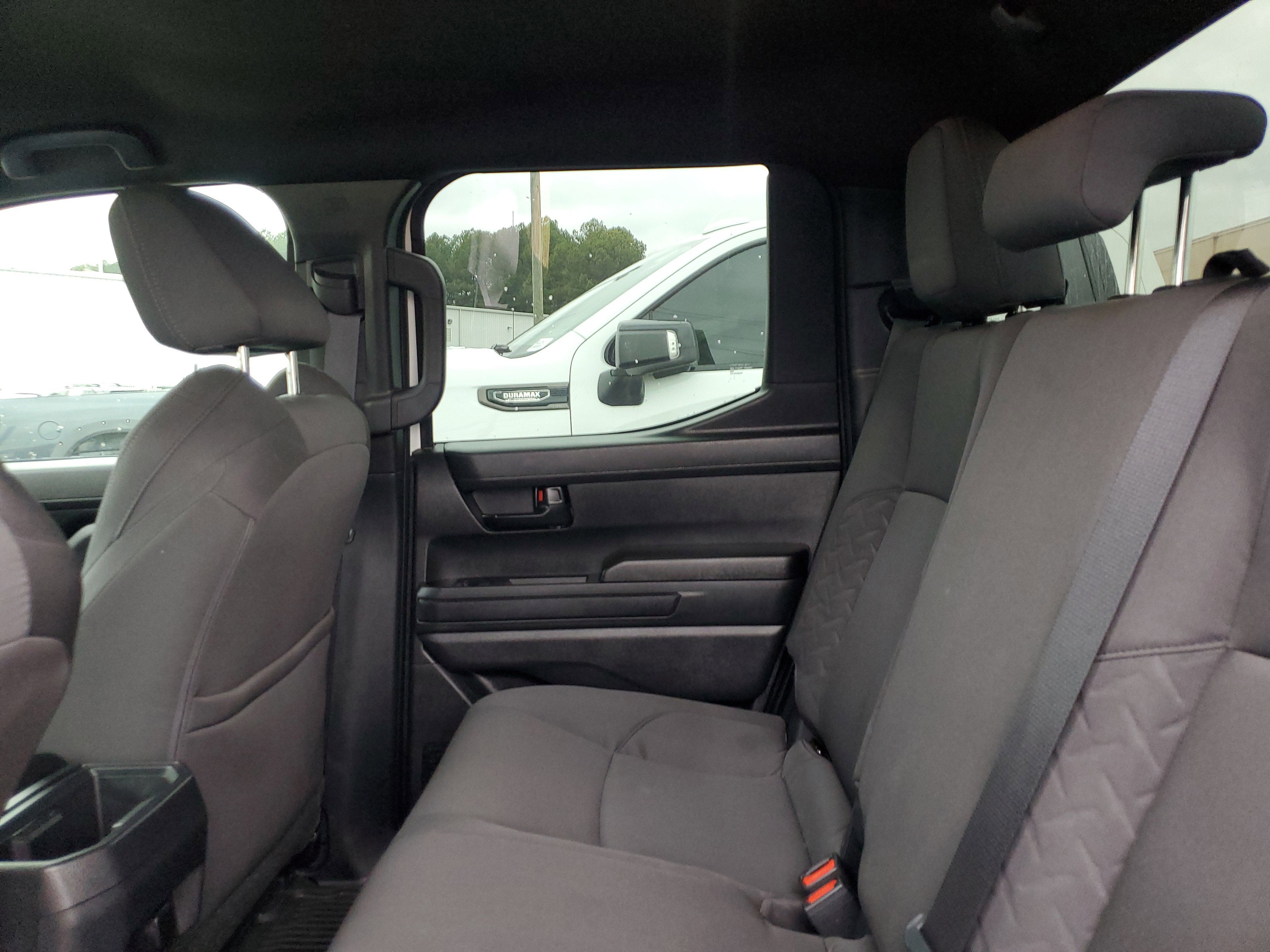 2025 Toyota Tacoma 4WD SR5