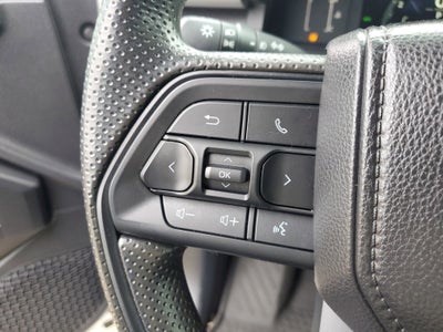 2025 Toyota Tacoma 4WD SR5