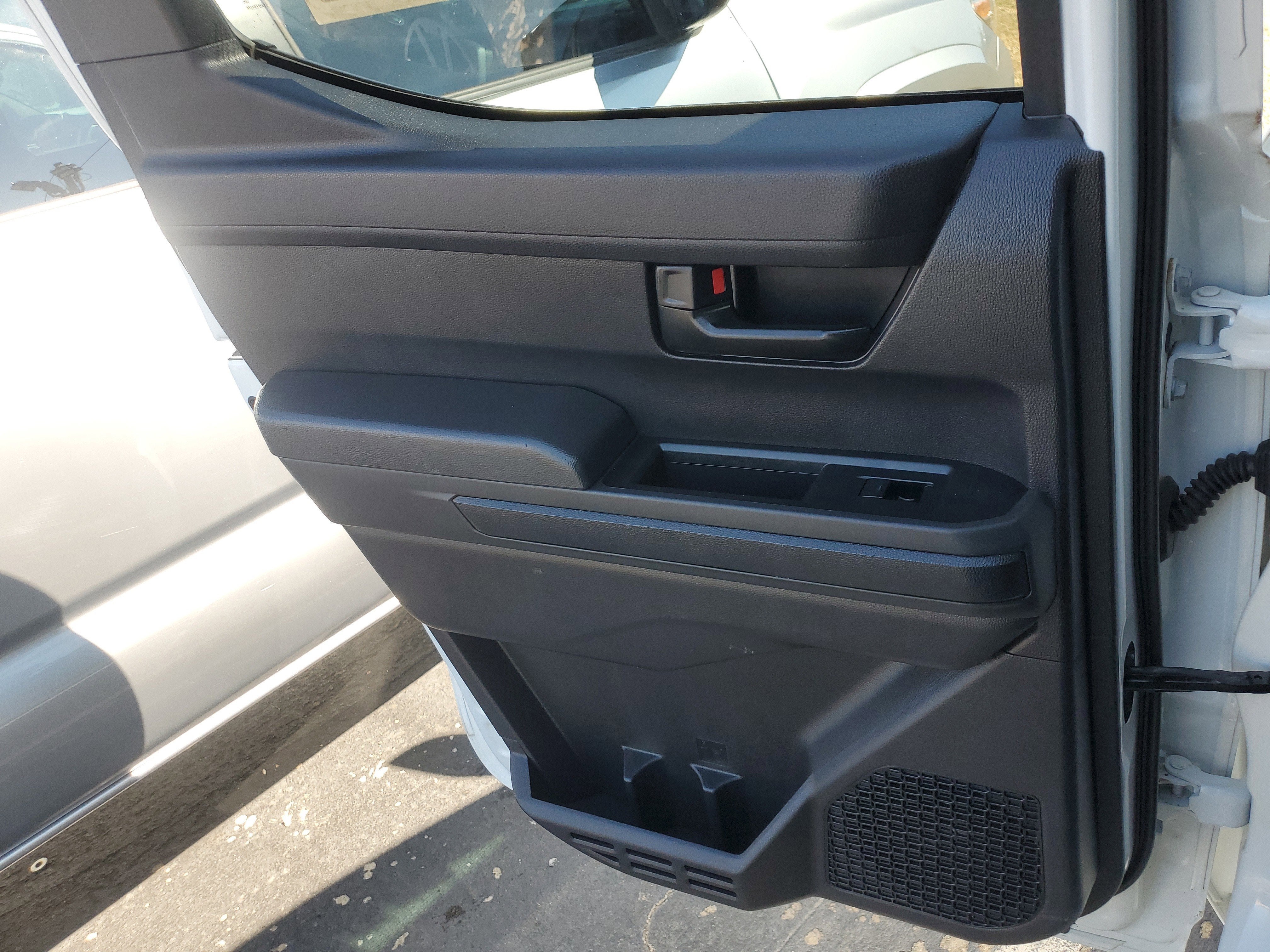 2025 Toyota Tacoma 4WD SR