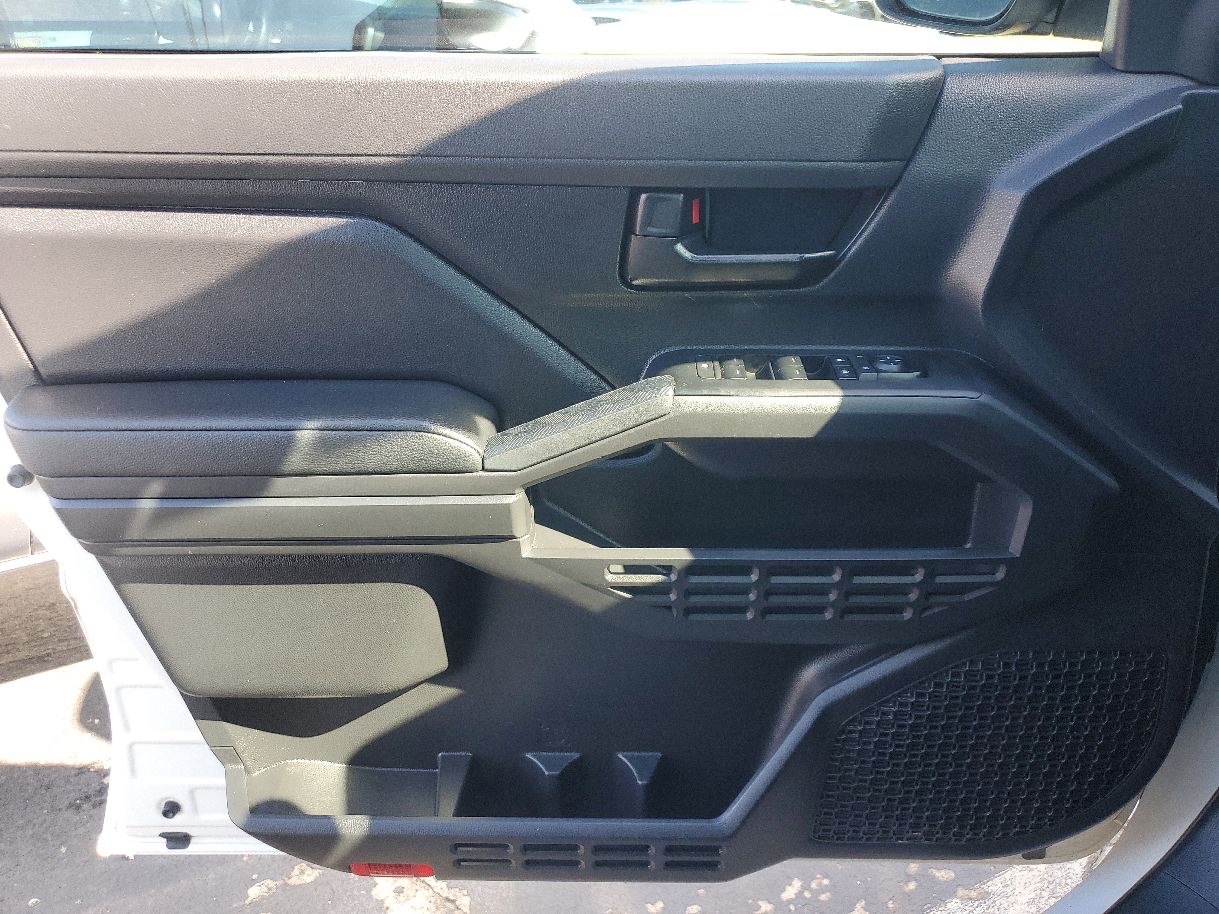 2025 Toyota Tacoma 4WD SR