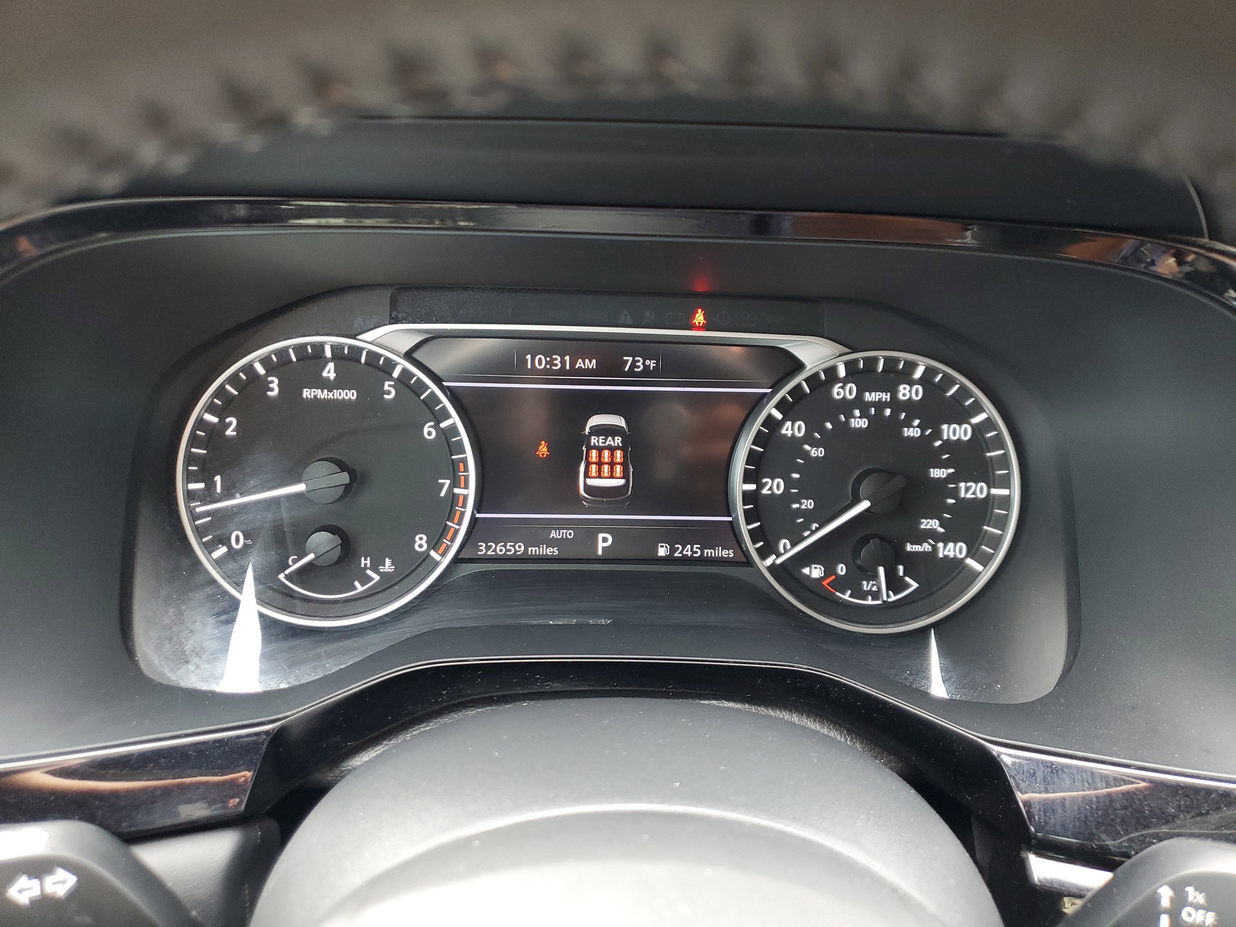 2024 Nissan Pathfinder SV