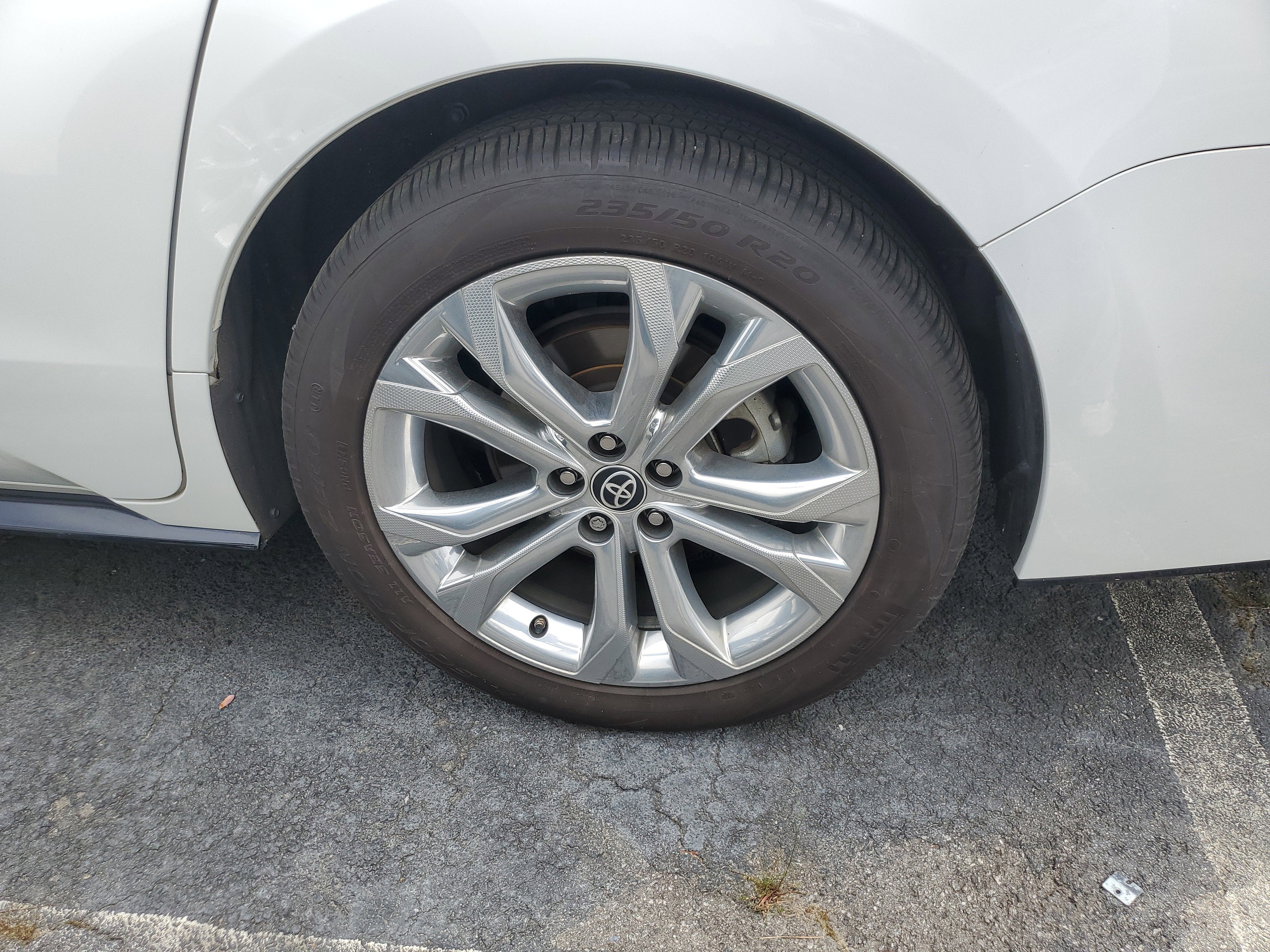 2023 Toyota Sienna Platinum