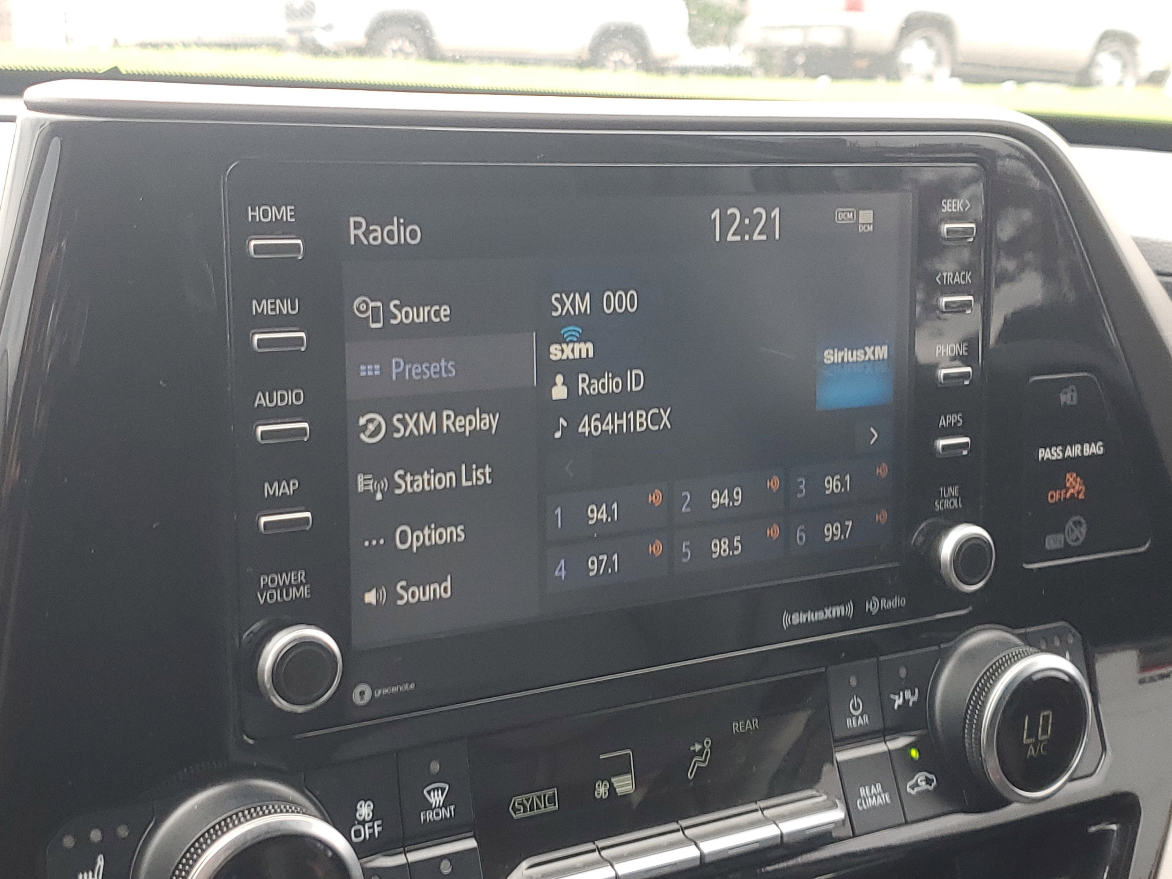 2021 Toyota Highlander XLE
