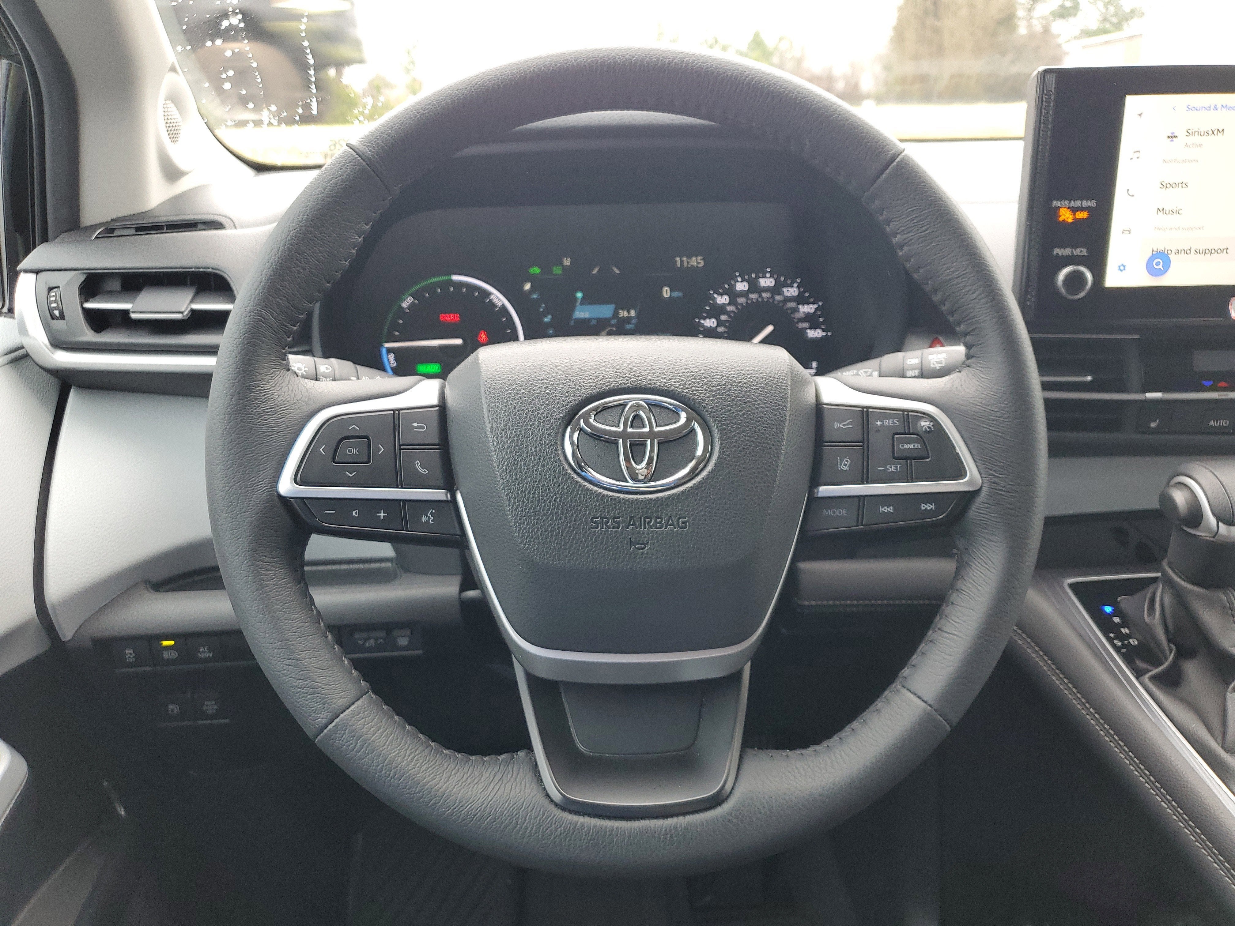 2025 Toyota Sienna XLE
