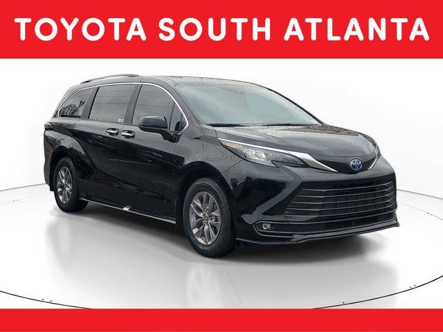 2025 Toyota Sienna XLE