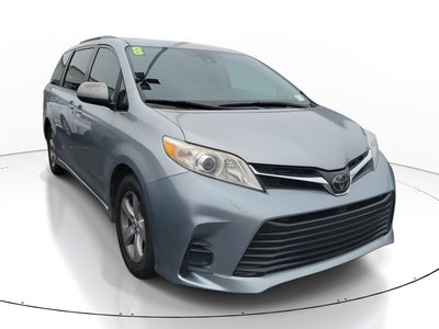2018 Toyota Sienna Base