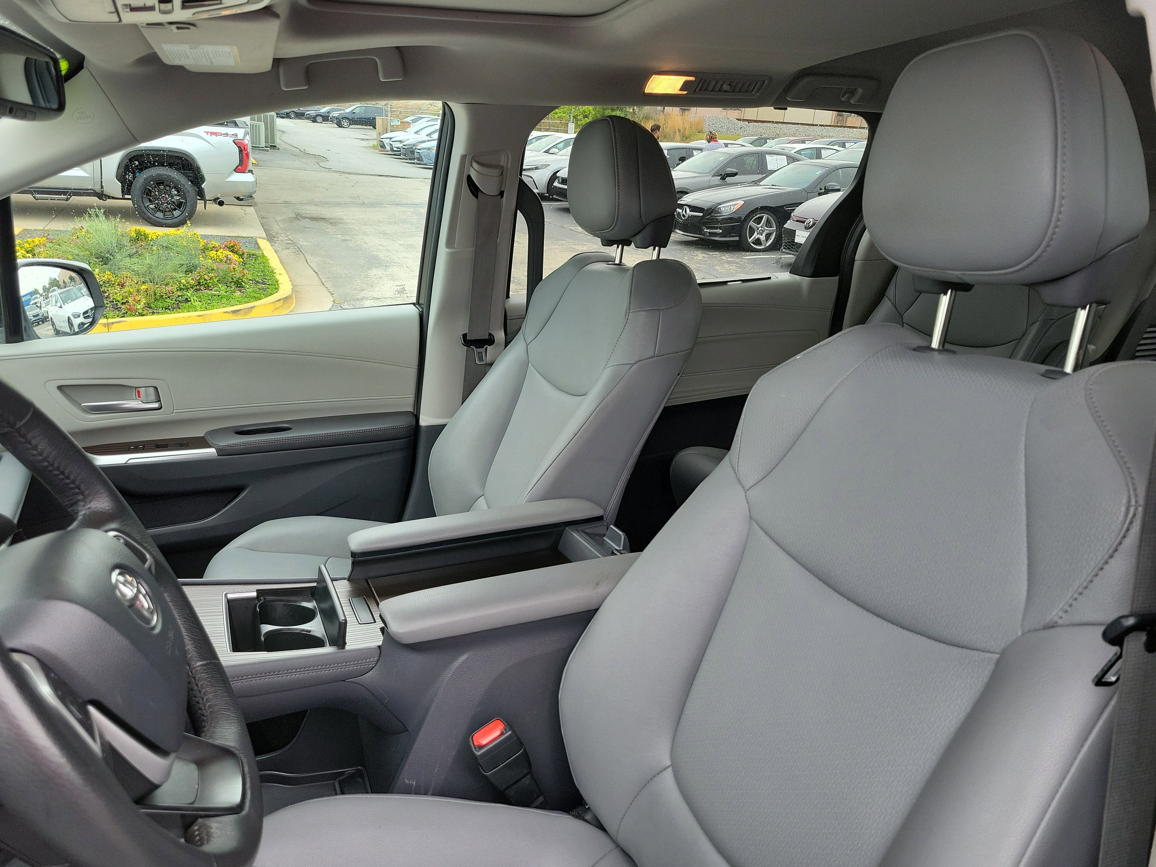 2024 Toyota Sienna XLE