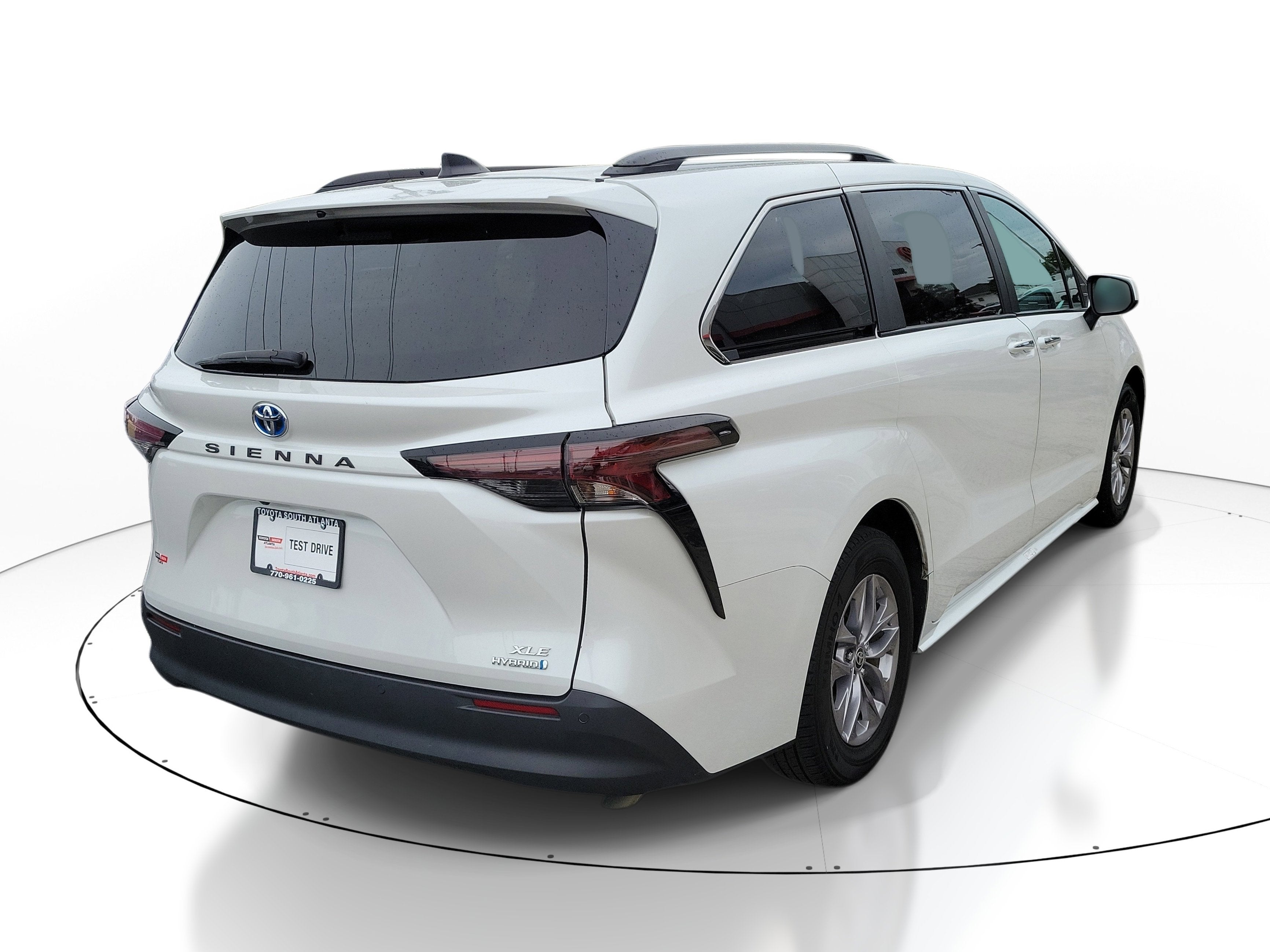 2024 Toyota Sienna XLE
