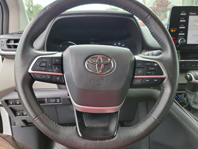 2024 Toyota Sienna XLE