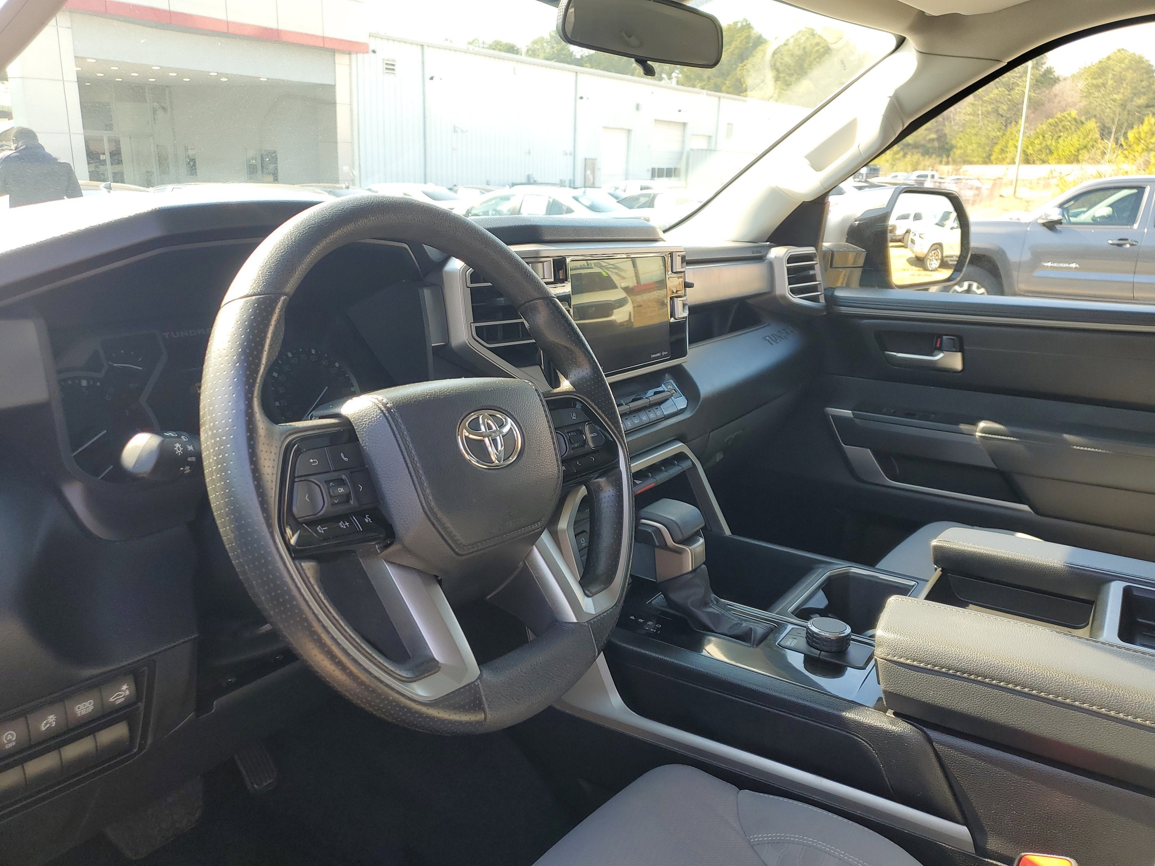 2023 Toyota Tundra 2WD SR5