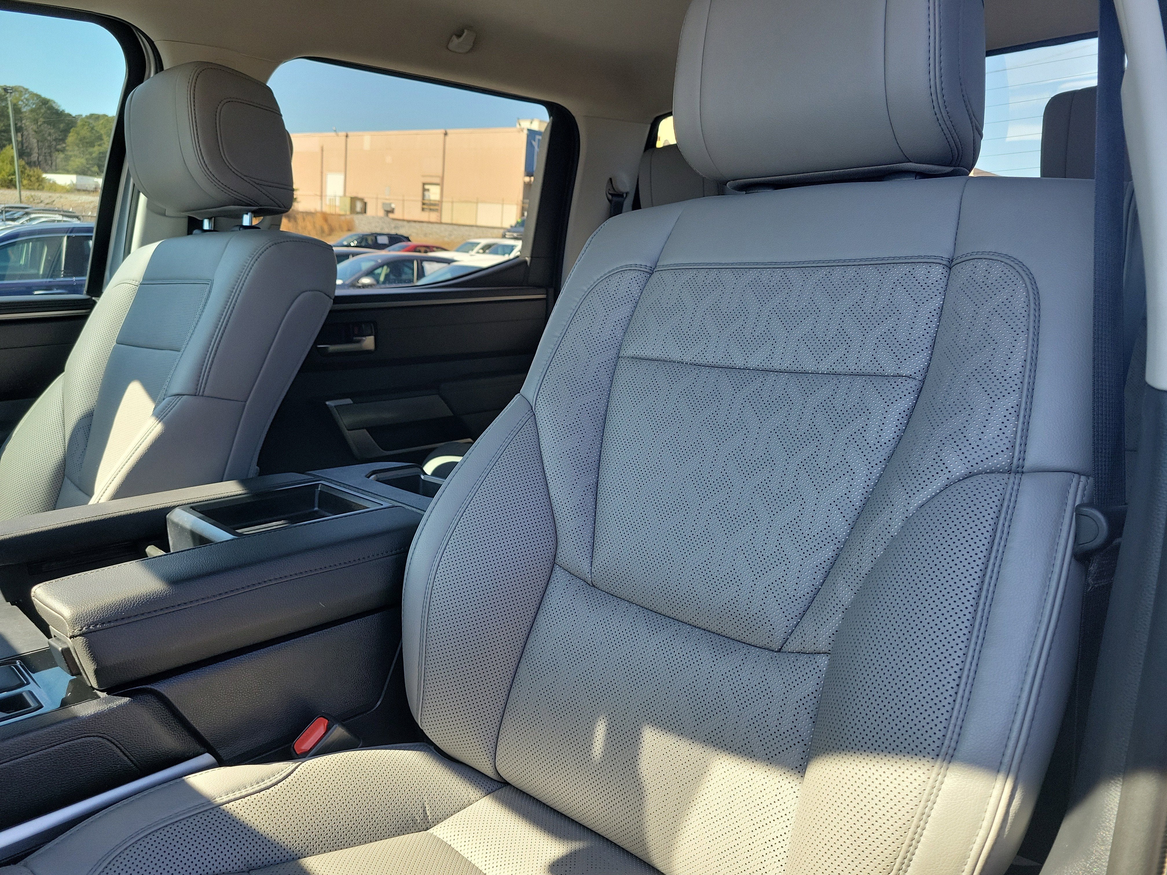 2024 Toyota Tundra 4WD SR5