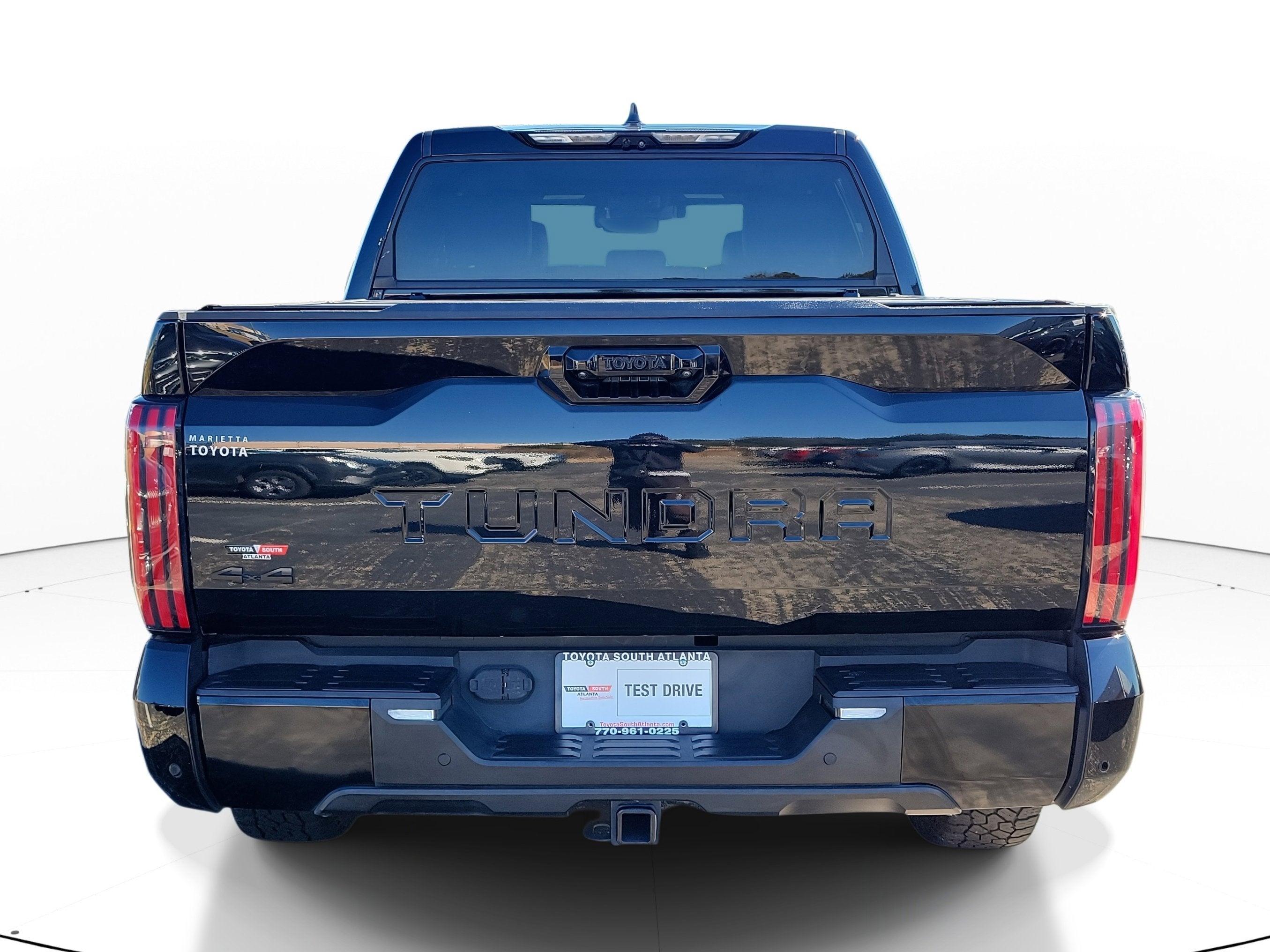 2022 Toyota Tundra 4WD Platinum