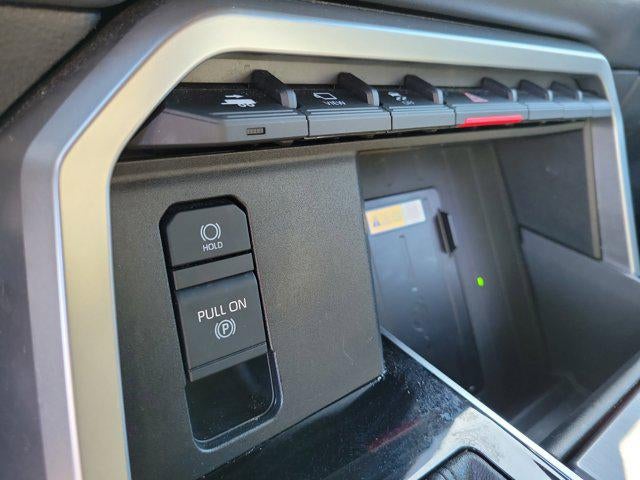 2022 Toyota Tundra 4WD Platinum