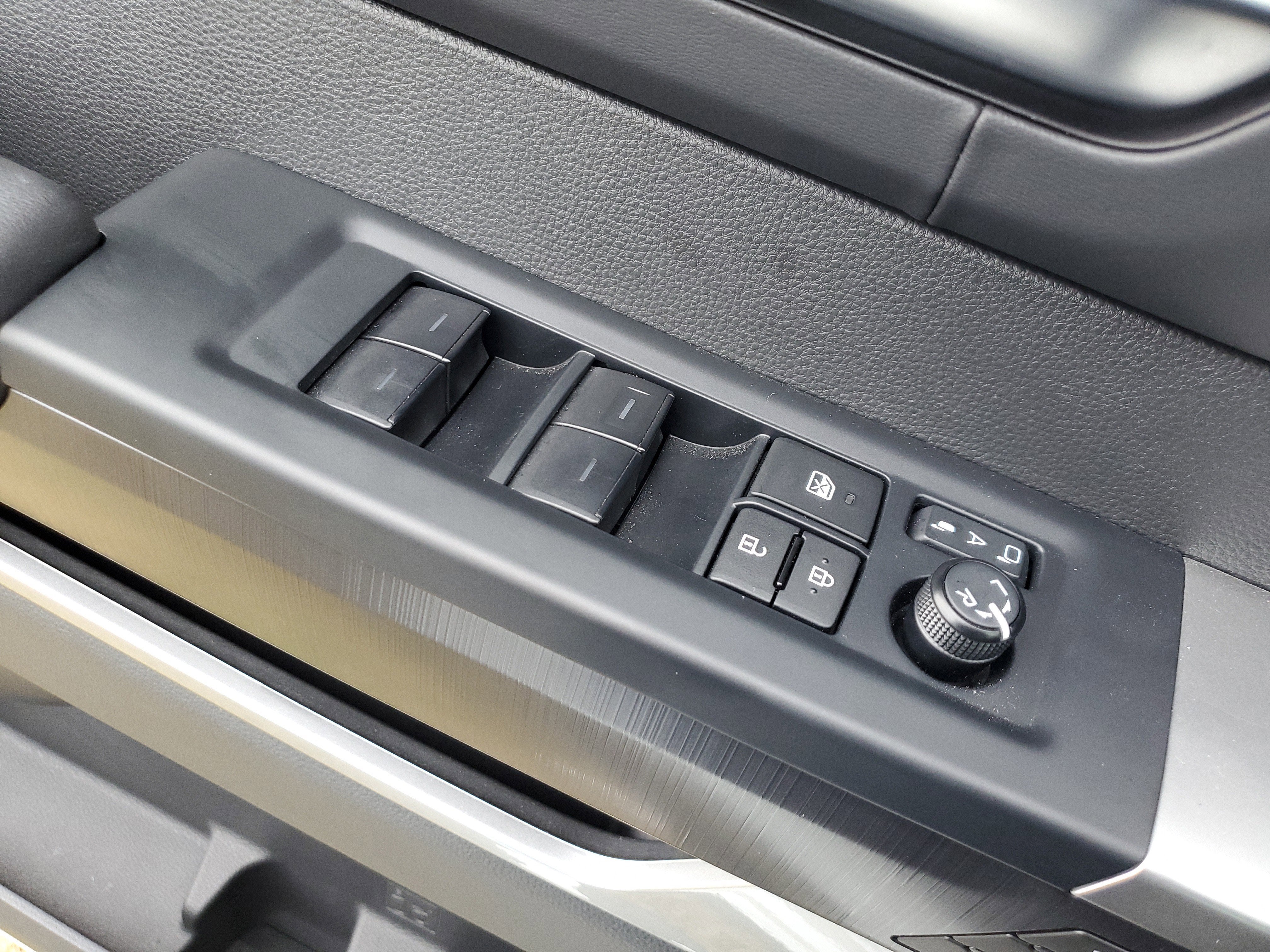 2025 Toyota Tundra 4WD Platinum