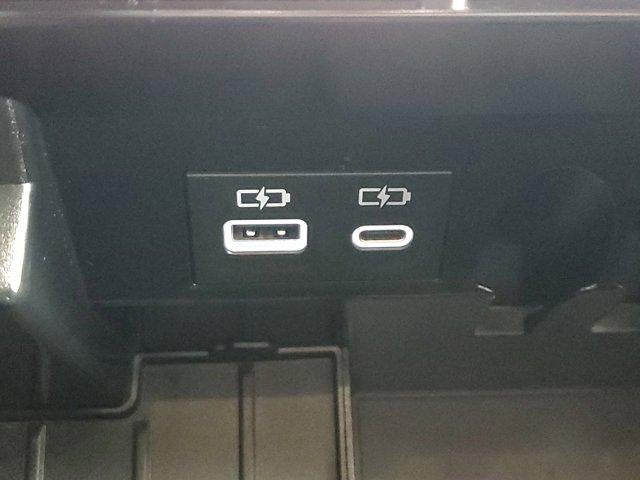 2025 Toyota Tundra 4WD Platinum