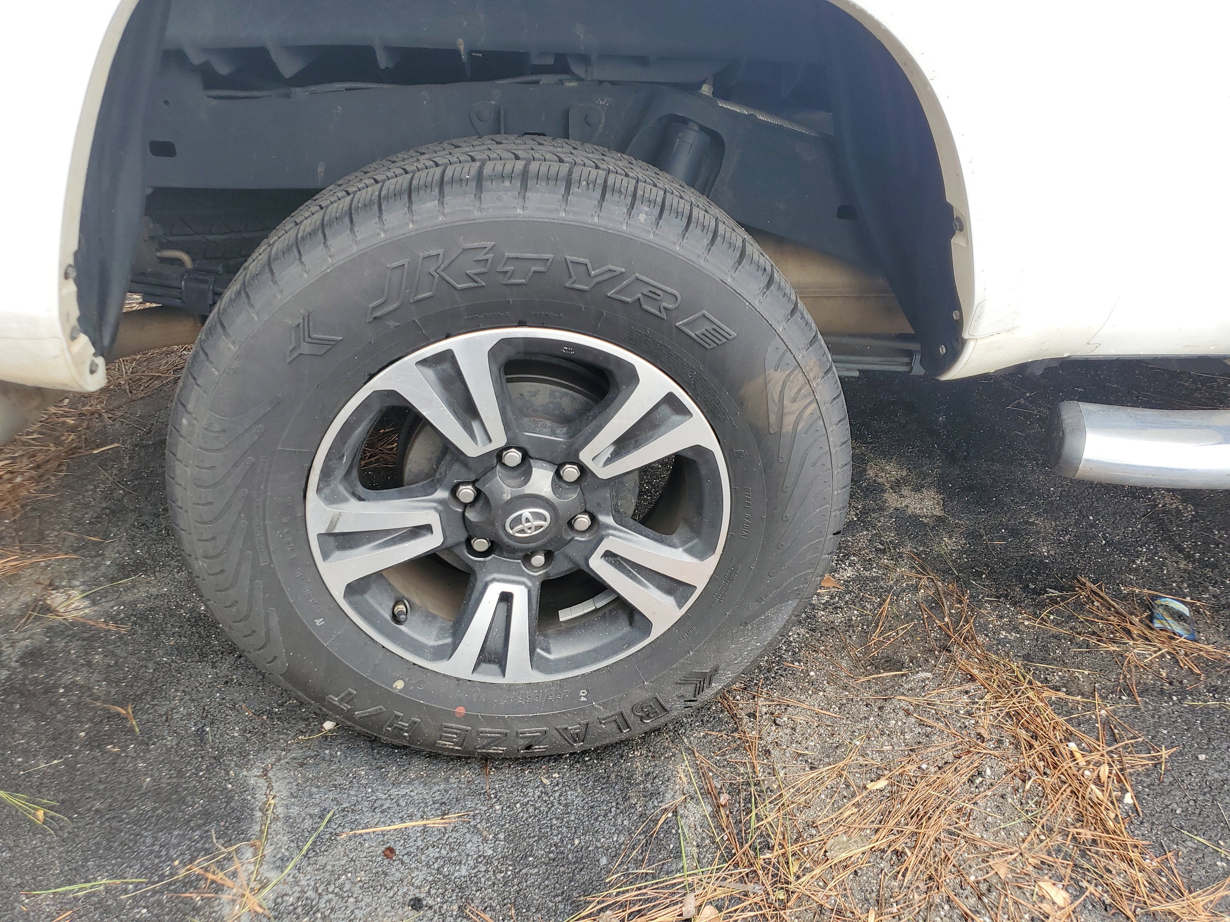 2017 Toyota Tacoma TRD Sport