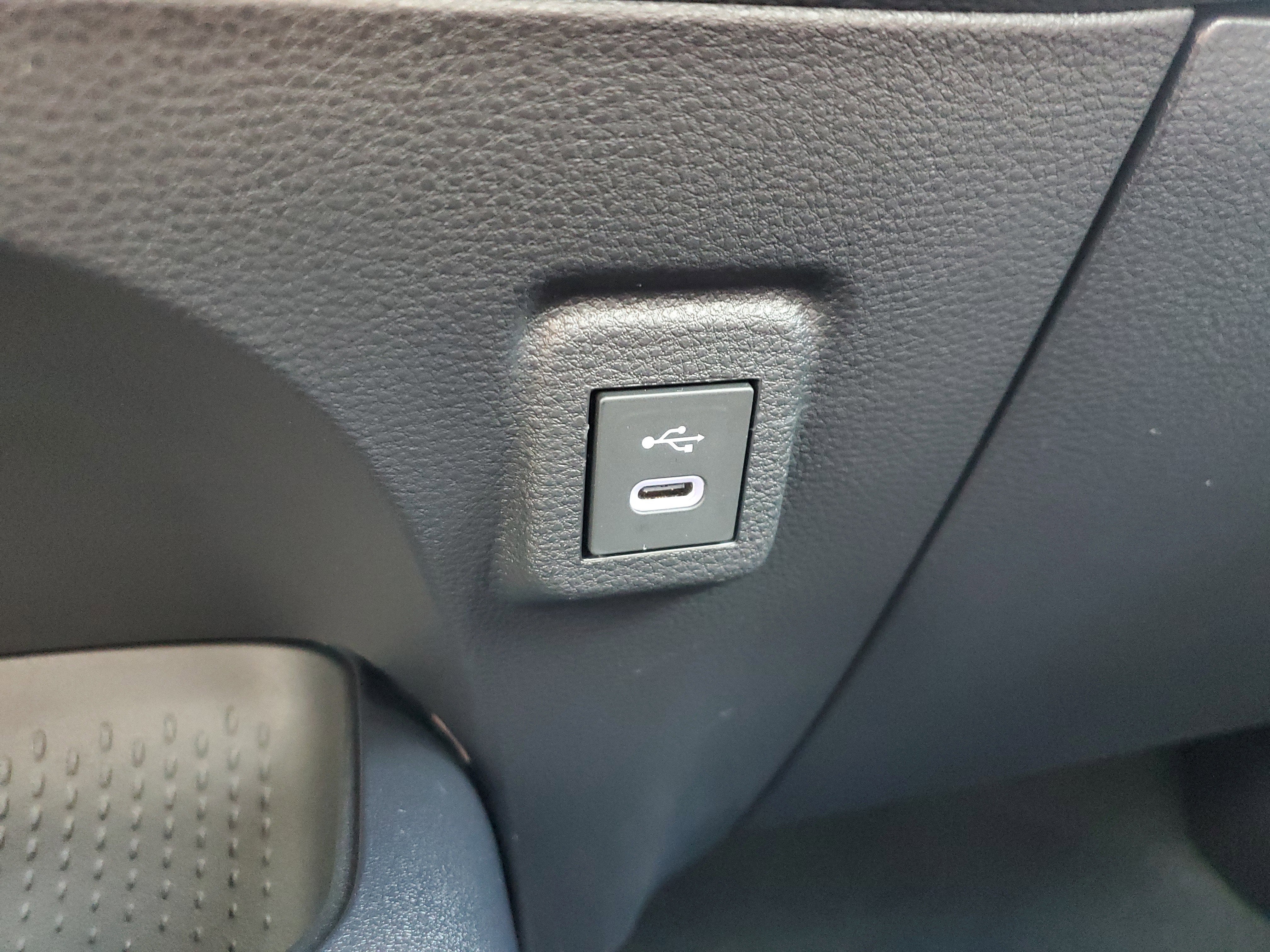 2025 Toyota GR Corolla LE