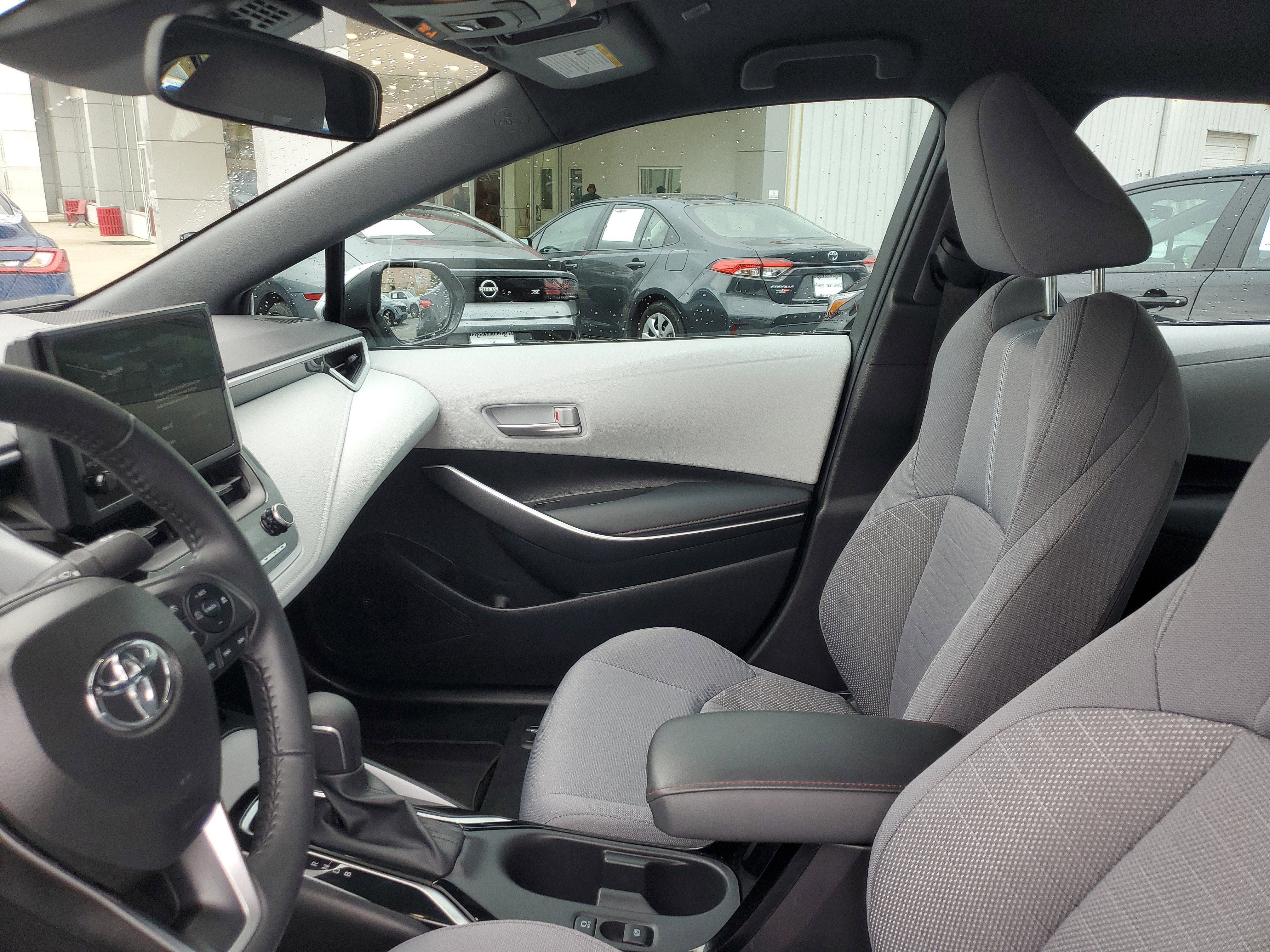 2025 Toyota Corolla SE