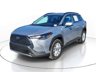 2024 Toyota Corolla Cross LE