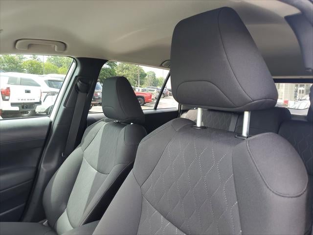 2025 Toyota Corolla Cross LE