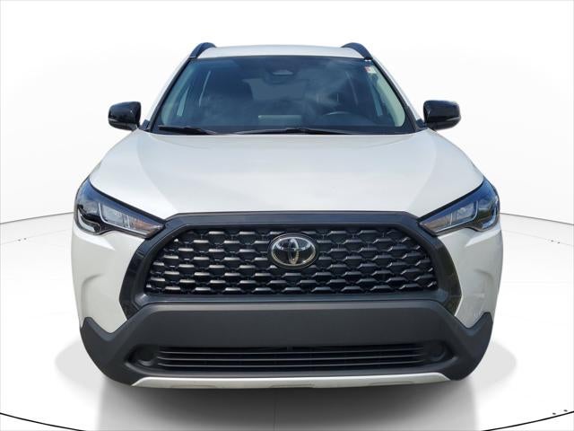 2025 Toyota Corolla Cross LE