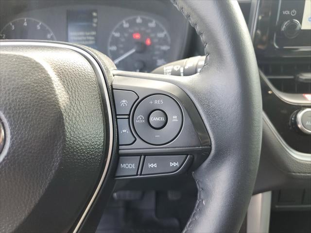 2025 Toyota Corolla Cross LE