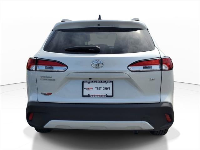 2025 Toyota Corolla Cross LE