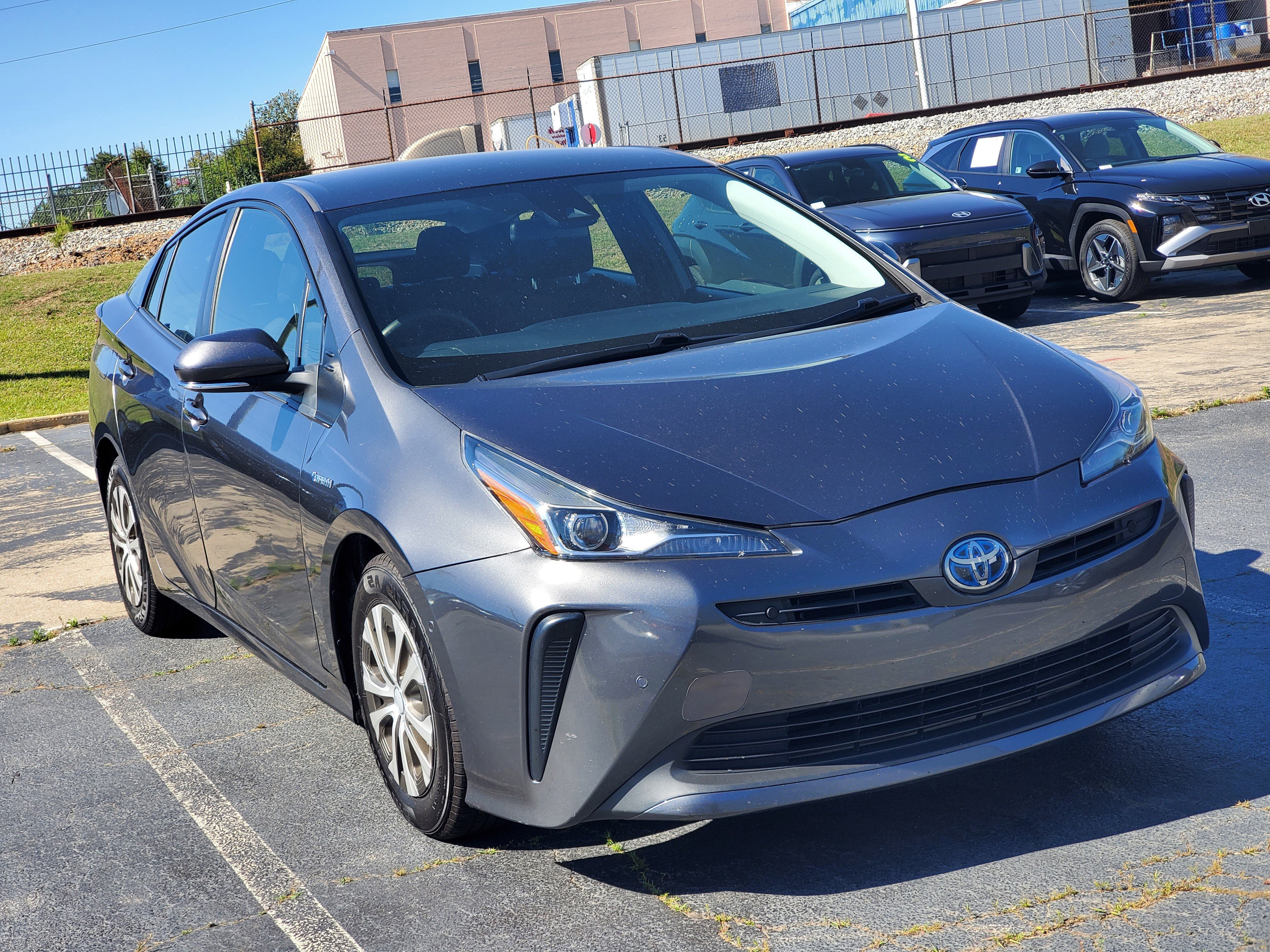 2022 Toyota Prius L Eco