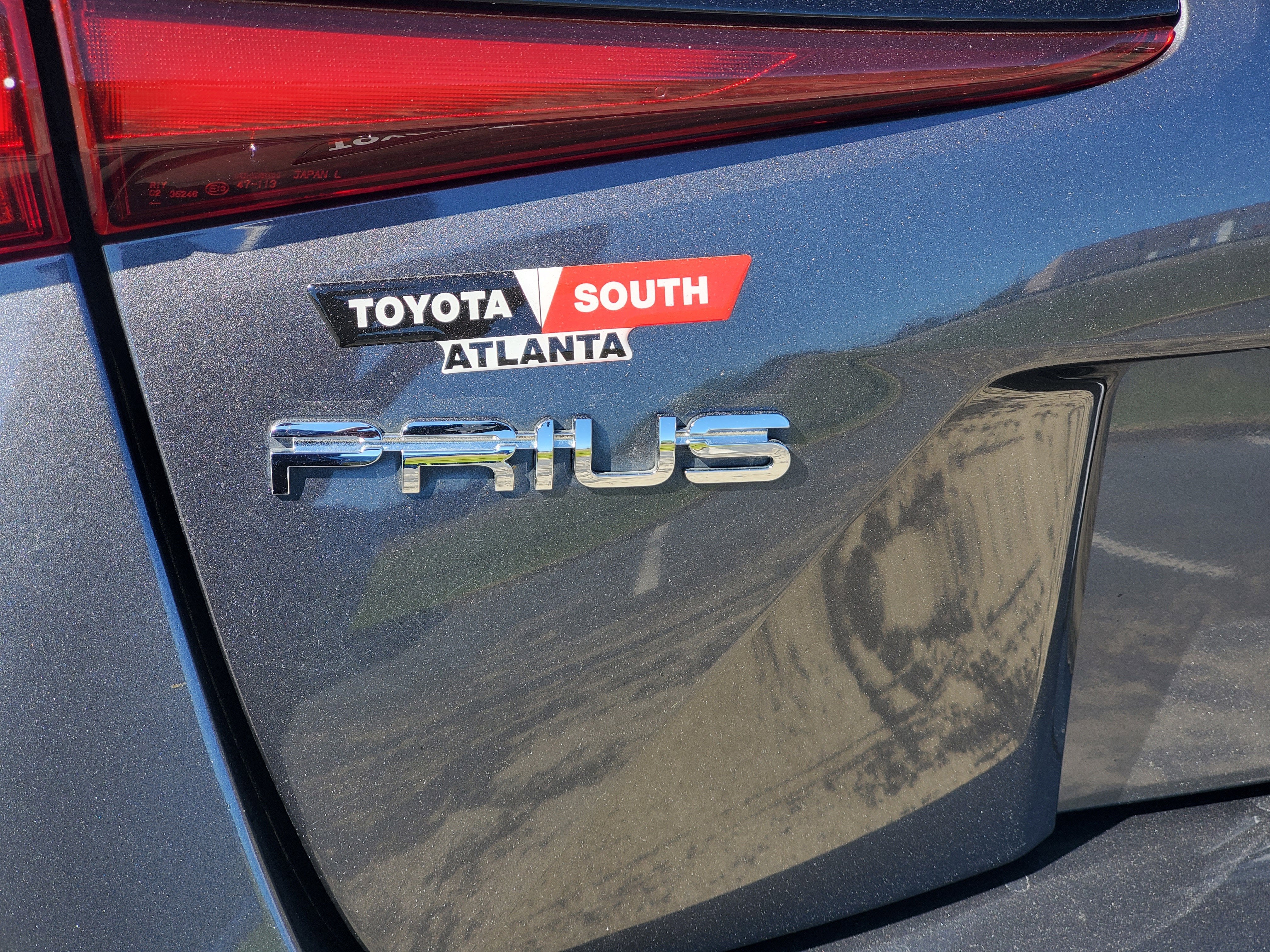 2022 Toyota Prius L Eco