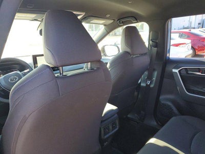 2025 Toyota RAV4 Hybrid SE