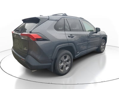 2022 Toyota RAV4 Hybrid LE