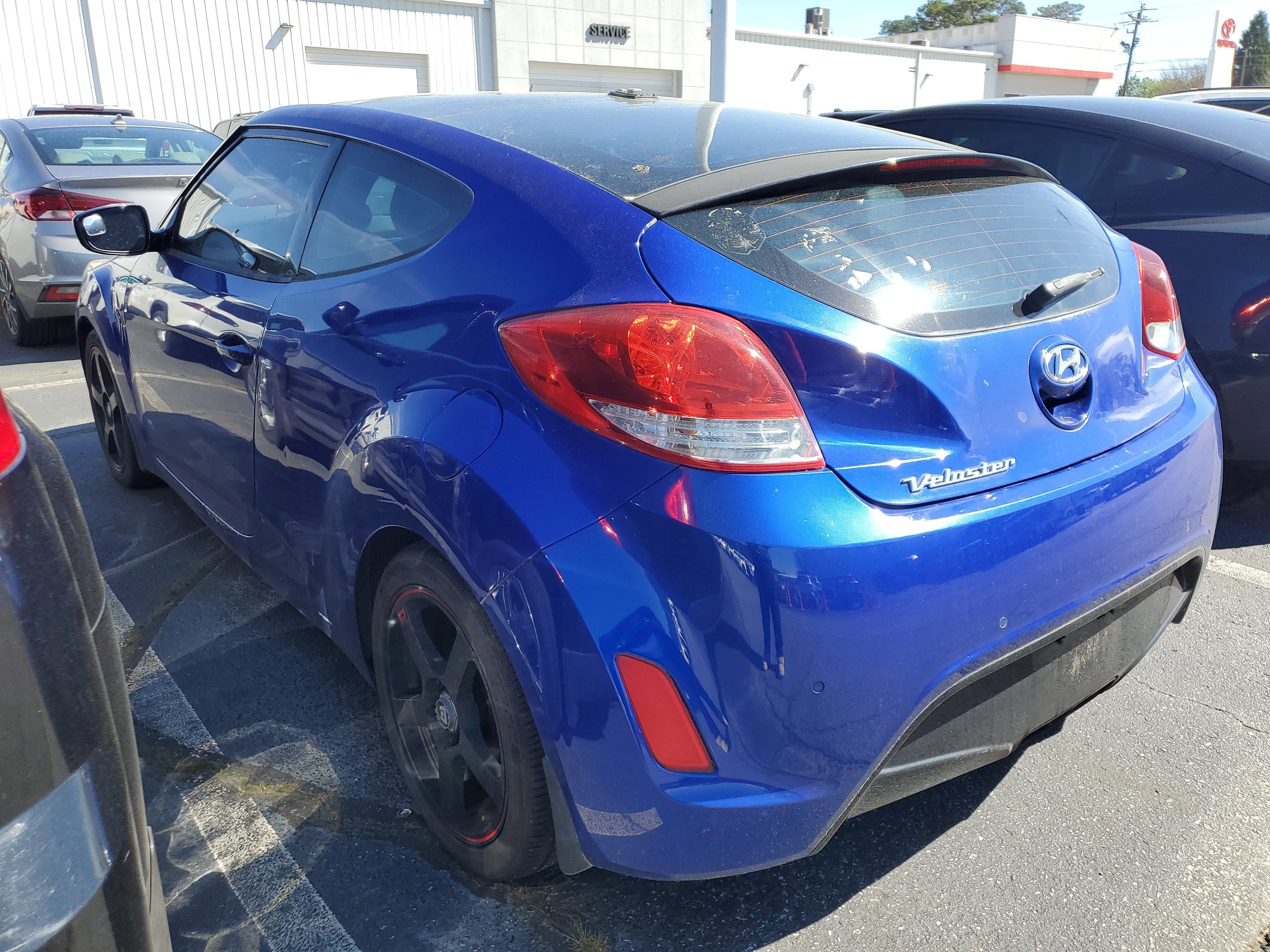 2012 Hyundai Veloster w/Black Int