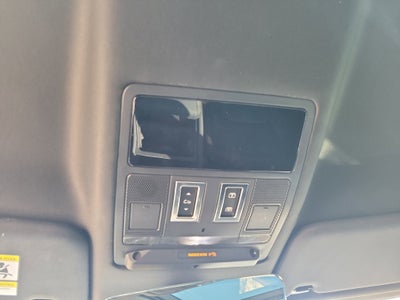 2024 Land Rover Defender X-Dynamic SE