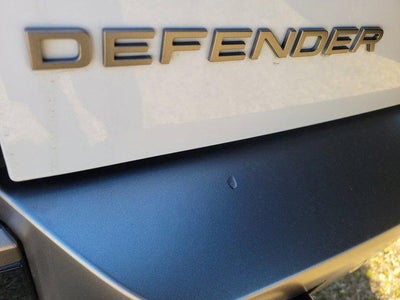 2024 Land Rover Defender X-Dynamic SE