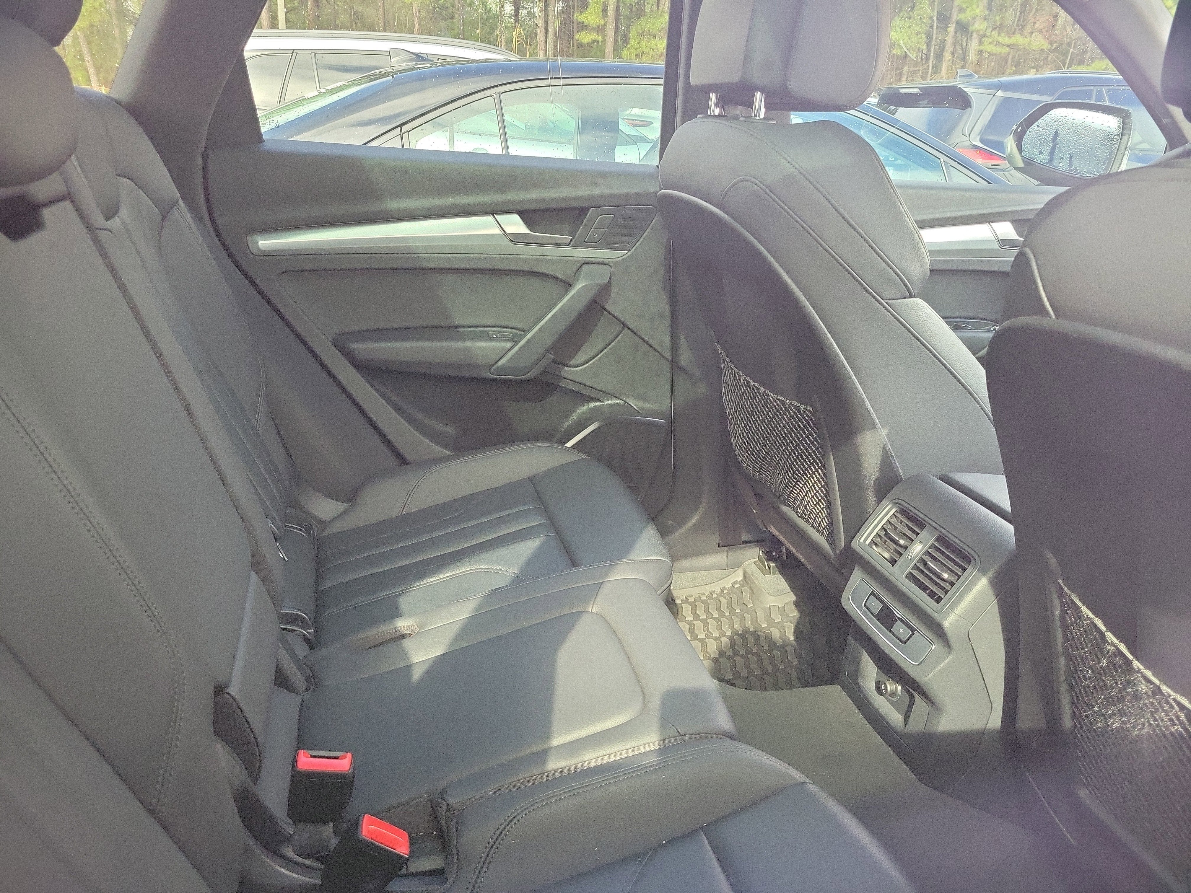 2020 Audi Q5 Titanium Premium