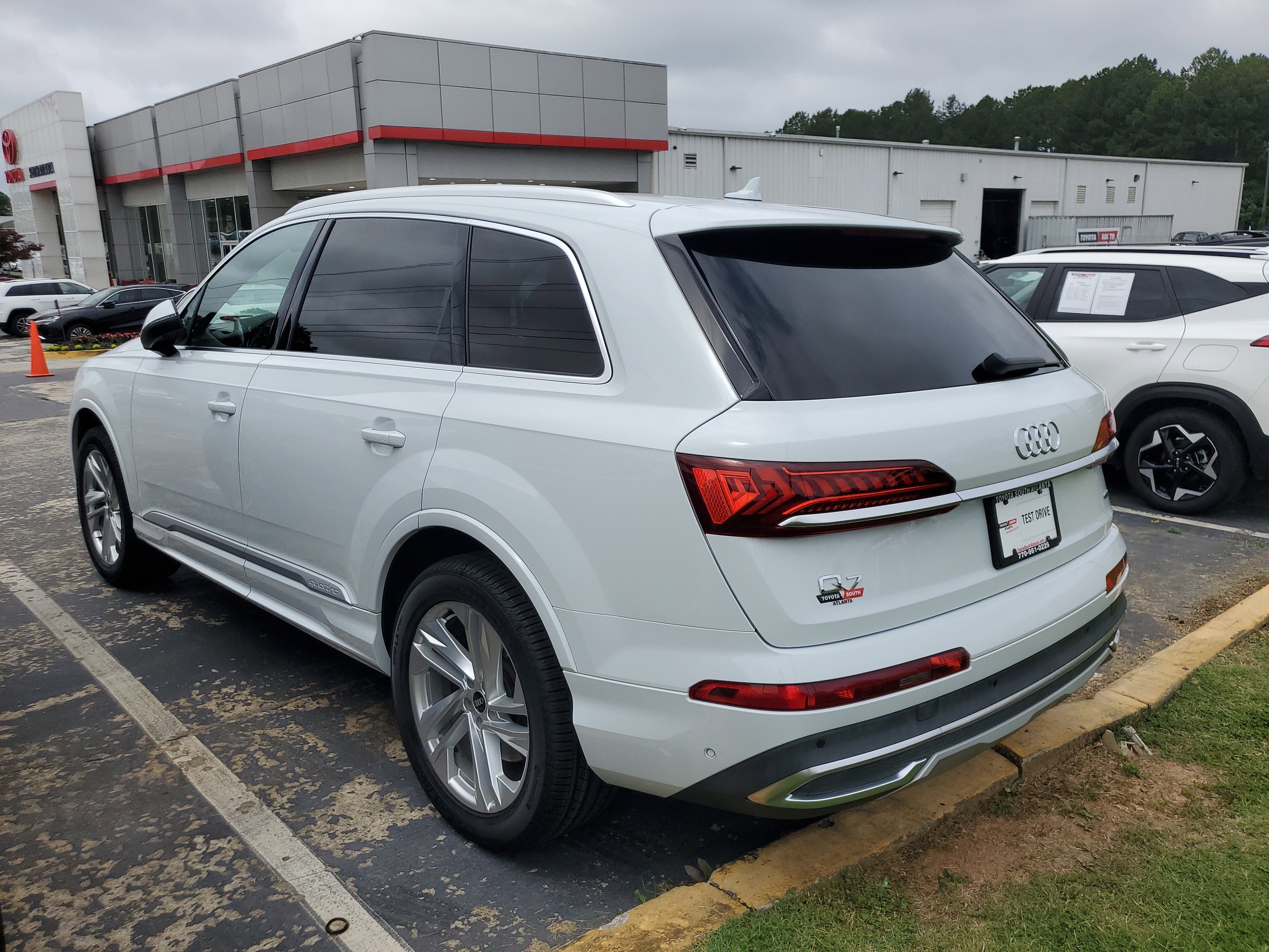 2021 Audi Q7 Premium Plus